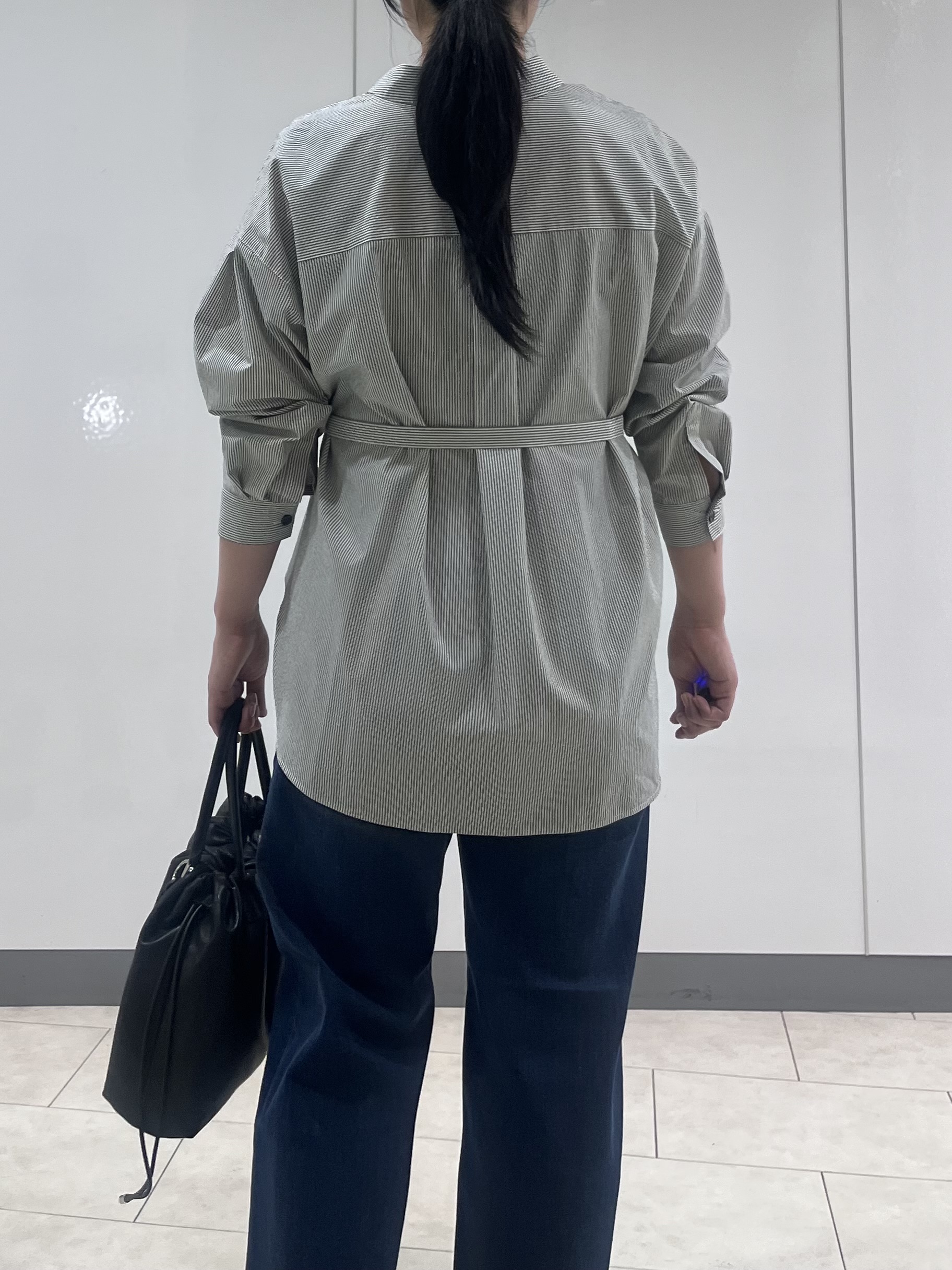 hasuさんの「INDIVI｜【洗える／UVケア／ベルト付】サッカー素材シャツ」を使ったコーディネート
