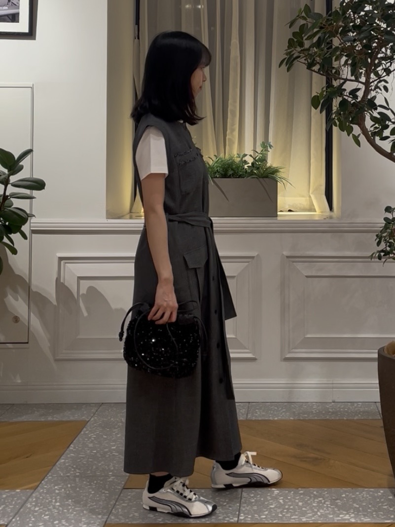 Lilyさんの「DRESSTERIOR｜【ウォッシャブル】ツイードライクワンピース」を使ったコーディネート