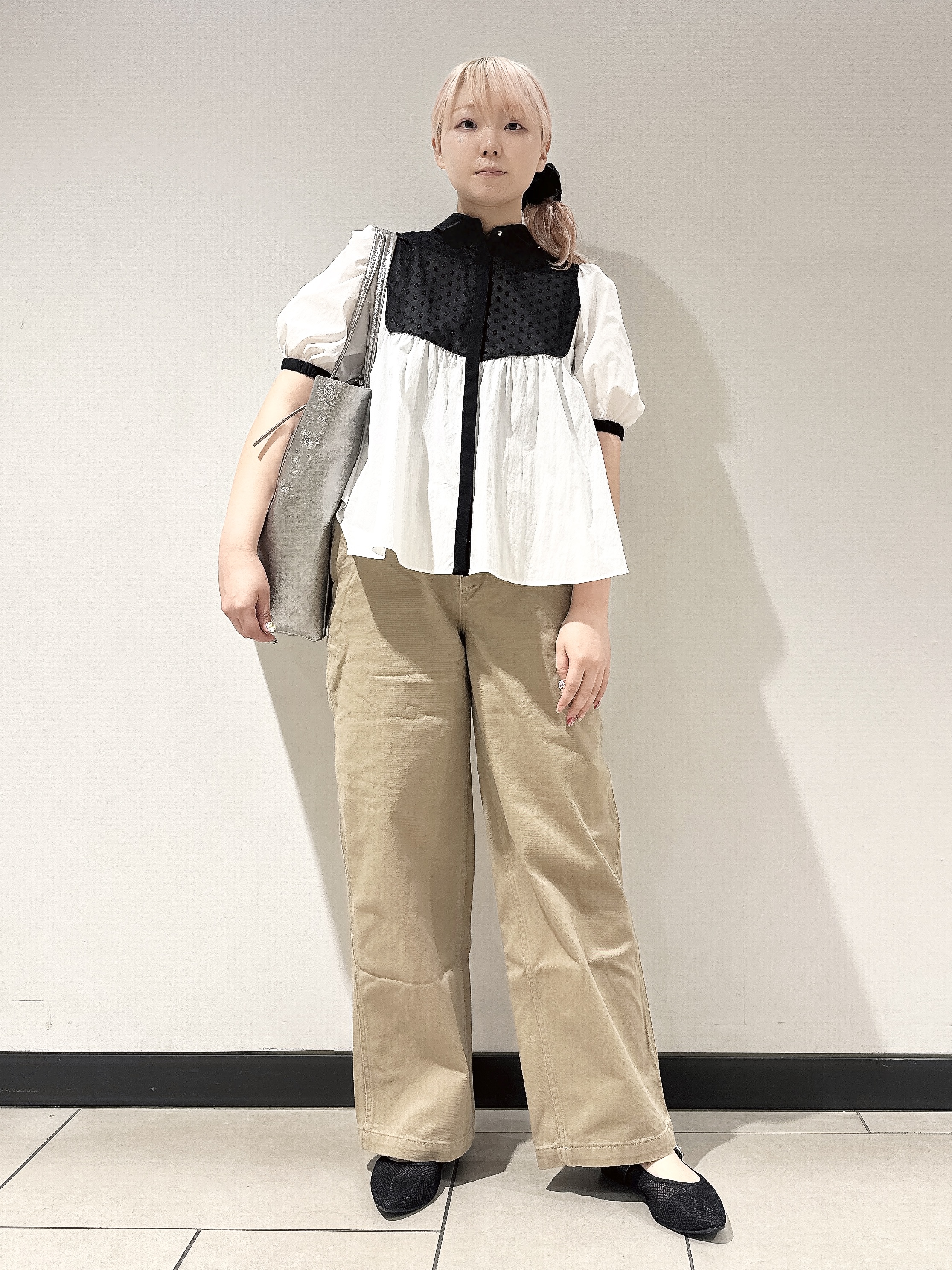 なかもとあきさんの「DRESSTERIOR｜【着映え】ブザム チュニックブラウス」を使ったコーディネート
