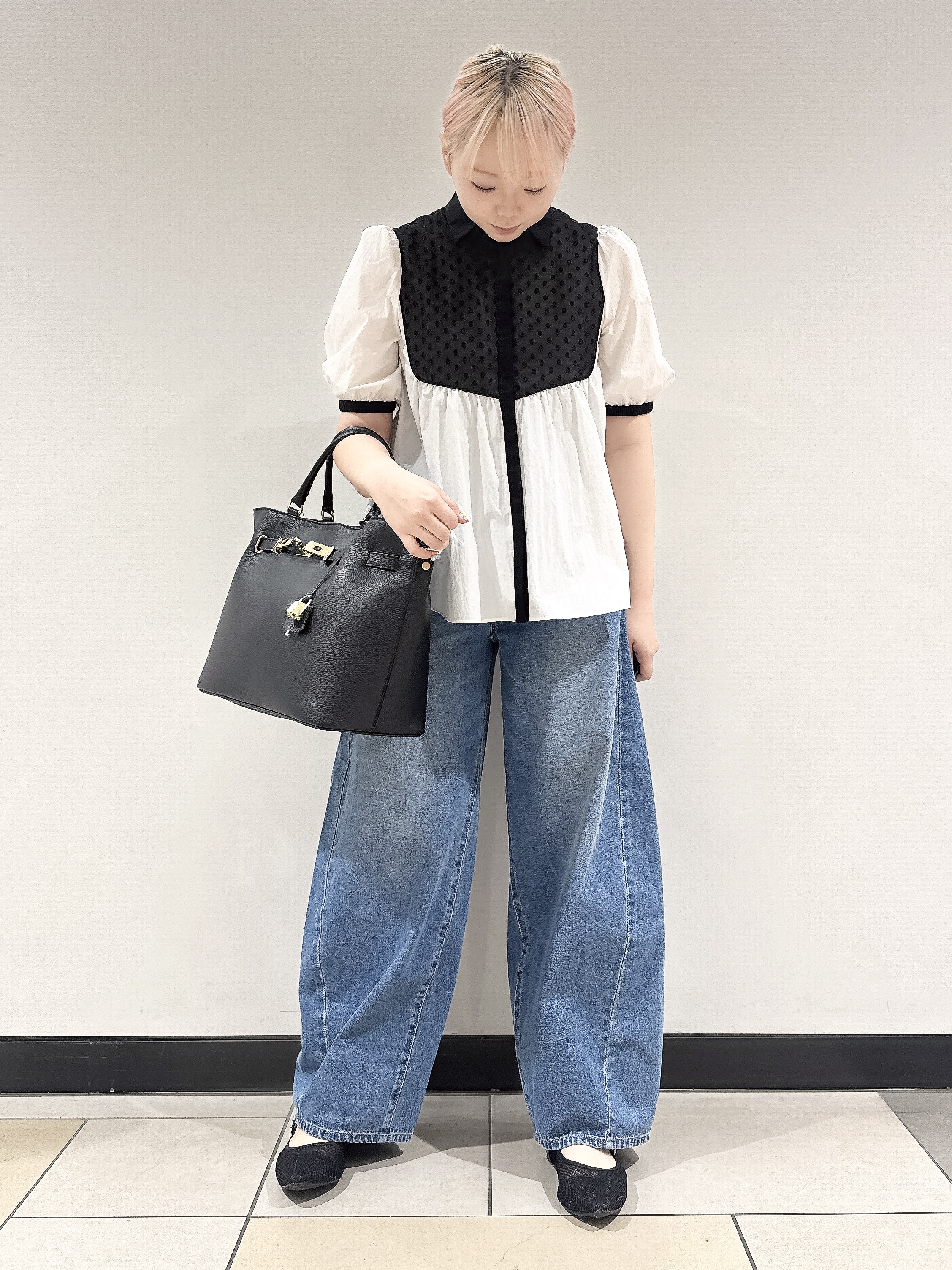なかもとあきさんの「DRESSTERIOR｜【着映え】ブザム チュニックブラウス」を使ったコーディネート