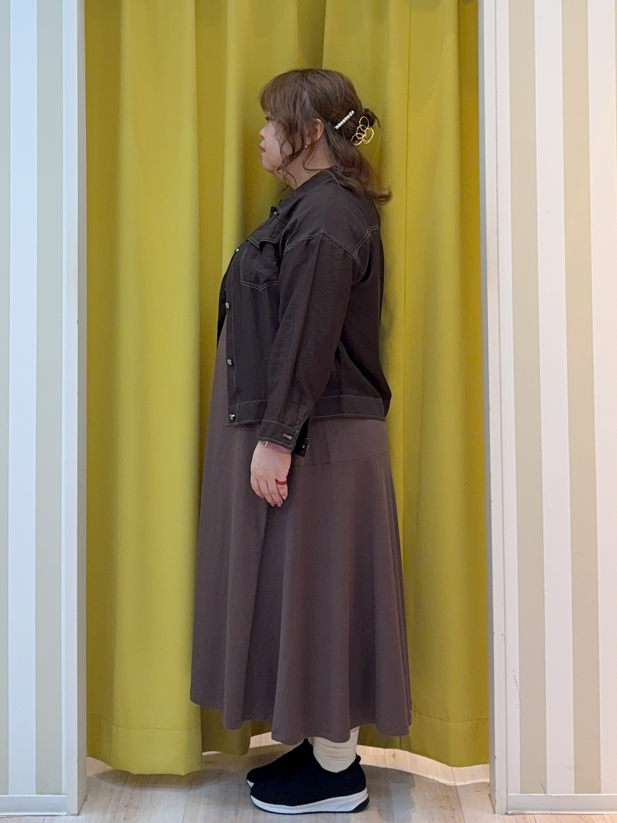 kotoさんさんの「SHOO･LA･RUE｜【S-LL/洗濯機可】さっと羽織れるGジャン風ジャケット」を使ったコーディネート
