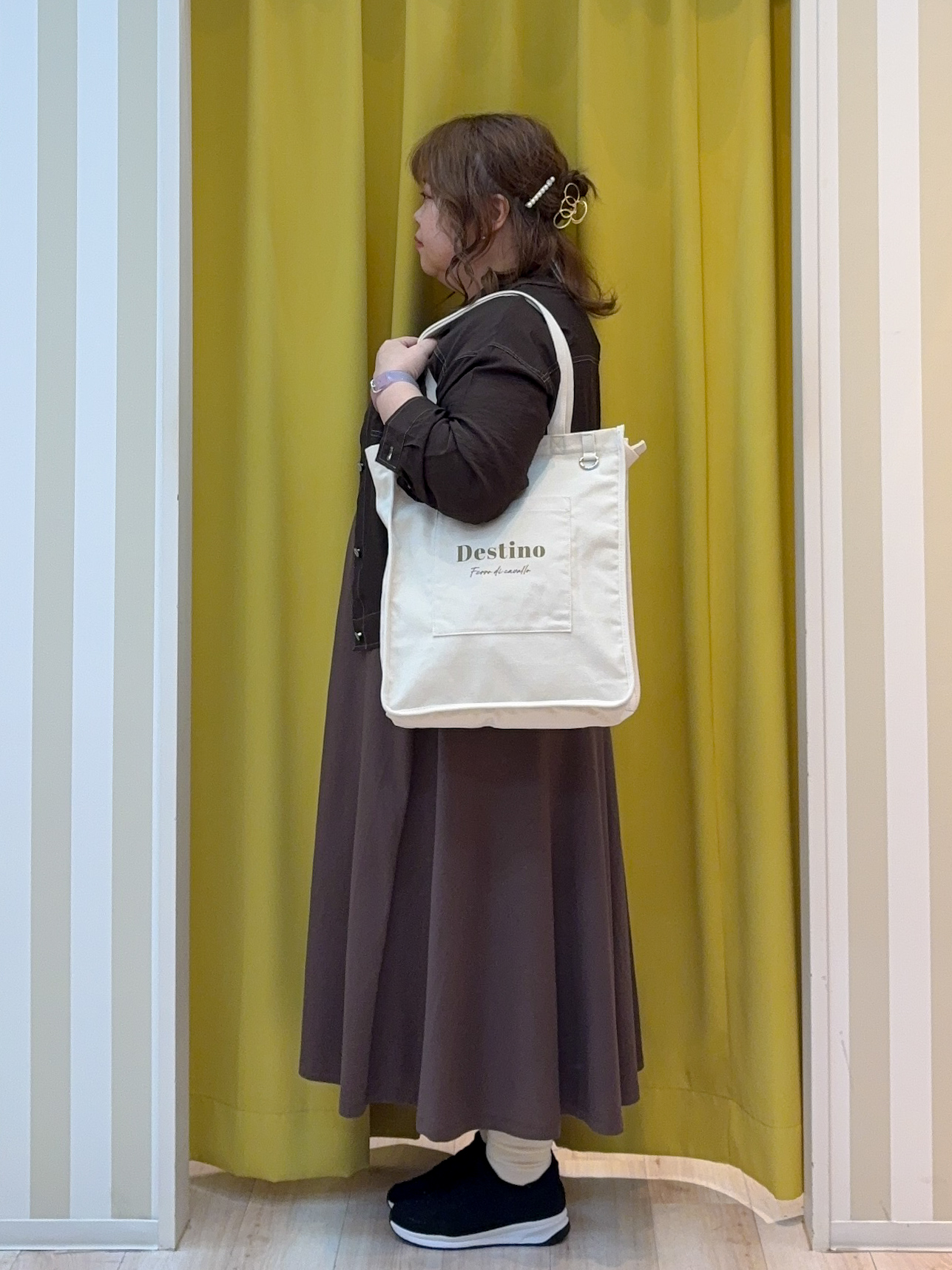 kotoさんさんの「SHOO･LA･RUE｜【S-LL/洗濯機可】さっと羽織れるGジャン風ジャケット」を使ったコーディネート