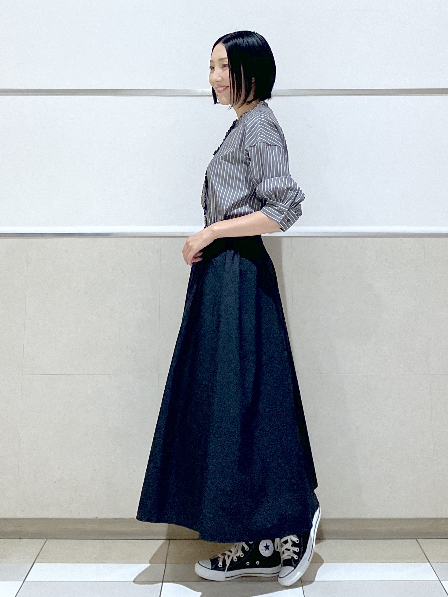 eriko さんの「Dessin｜【UVカット】ストライプフリルブラウス6分袖」を使ったコーディネート