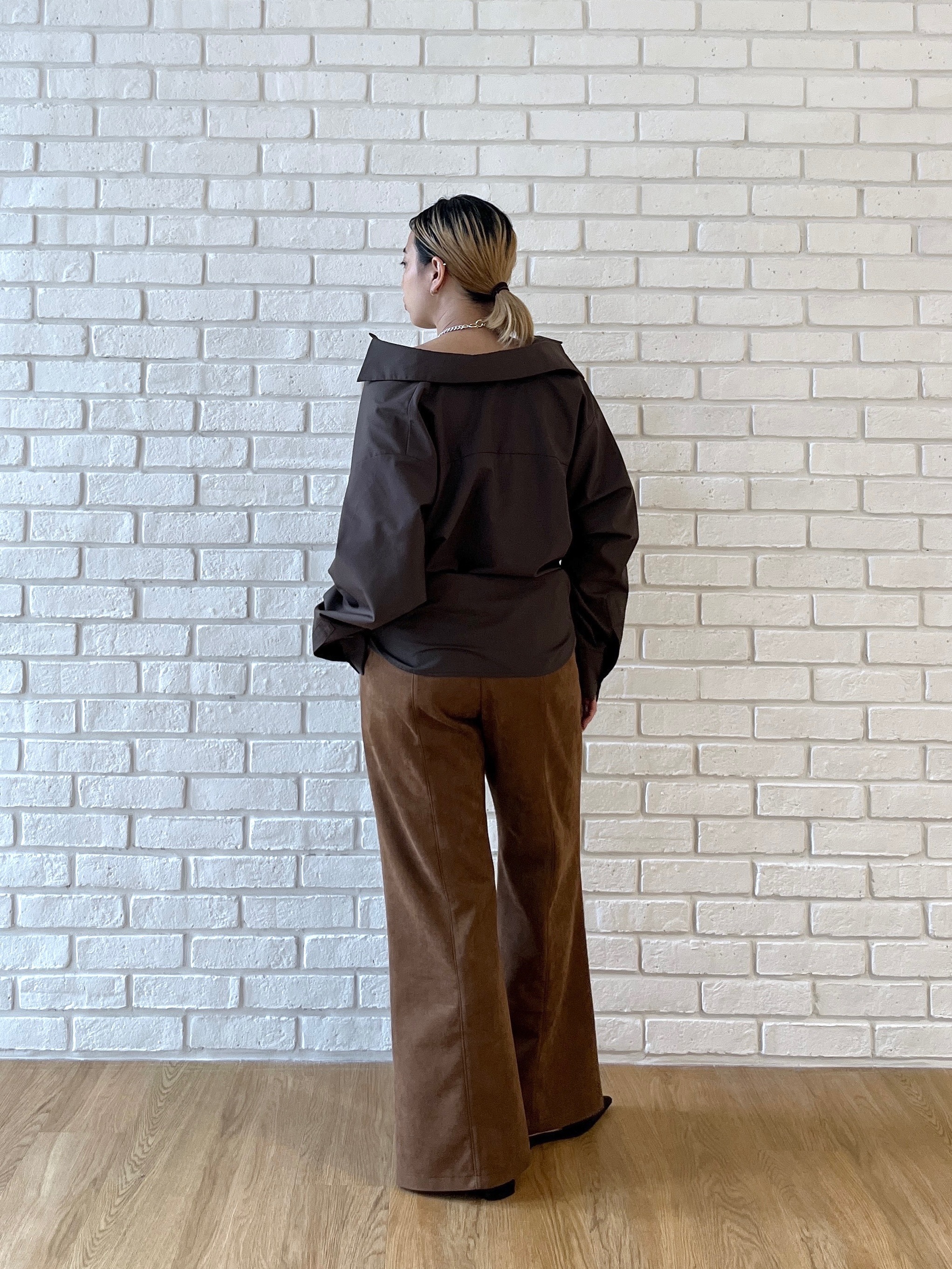 Harukaさんの「INDIVI｜タイムレスフォルムシャツ【LIVE紹介／上枝みどりさん着用】」を使ったコーディネート