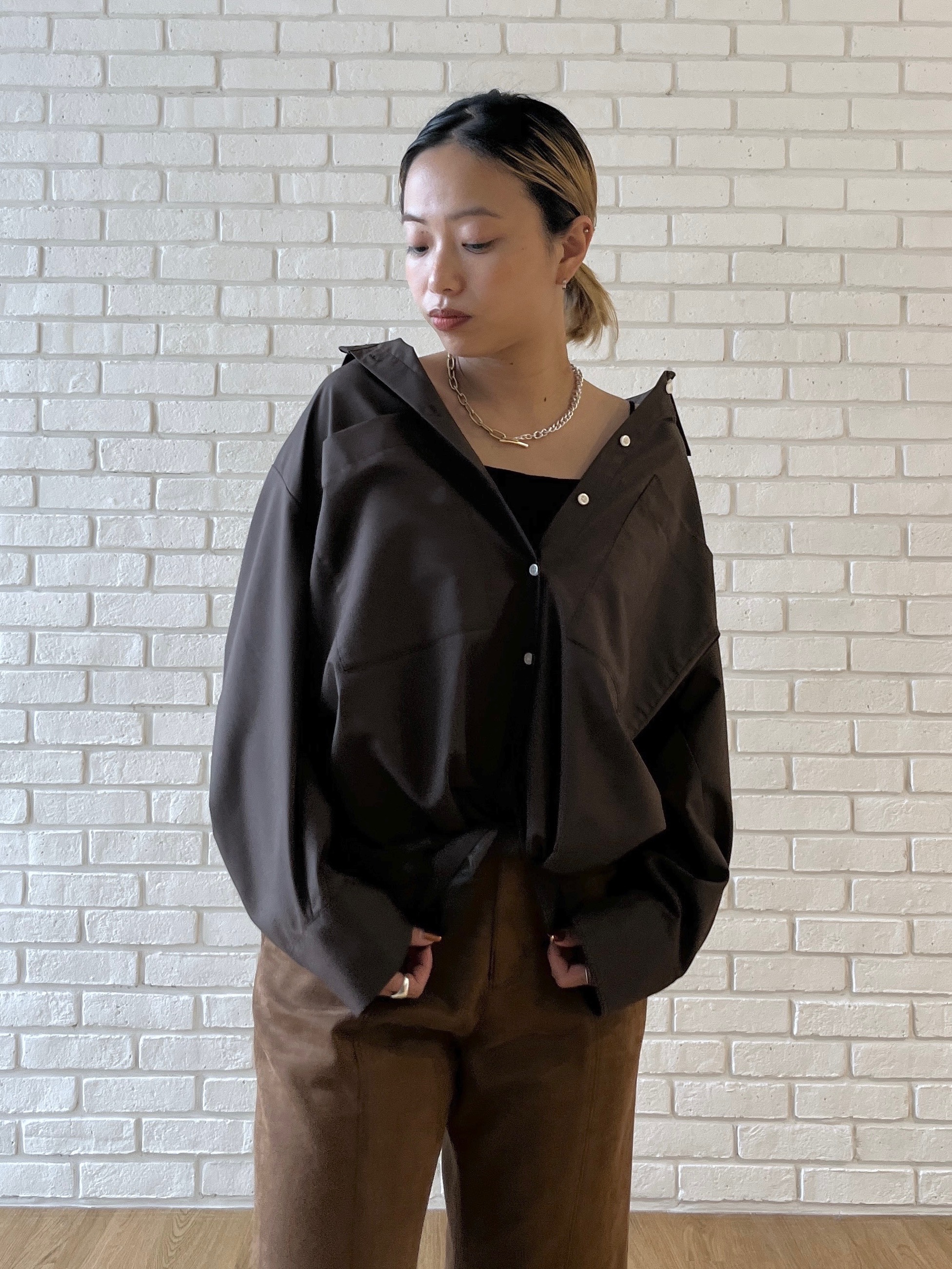 Harukaさんの「INDIVI｜タイムレスフォルムシャツ【LIVE紹介／上枝みどりさん着用】」を使ったコーディネート