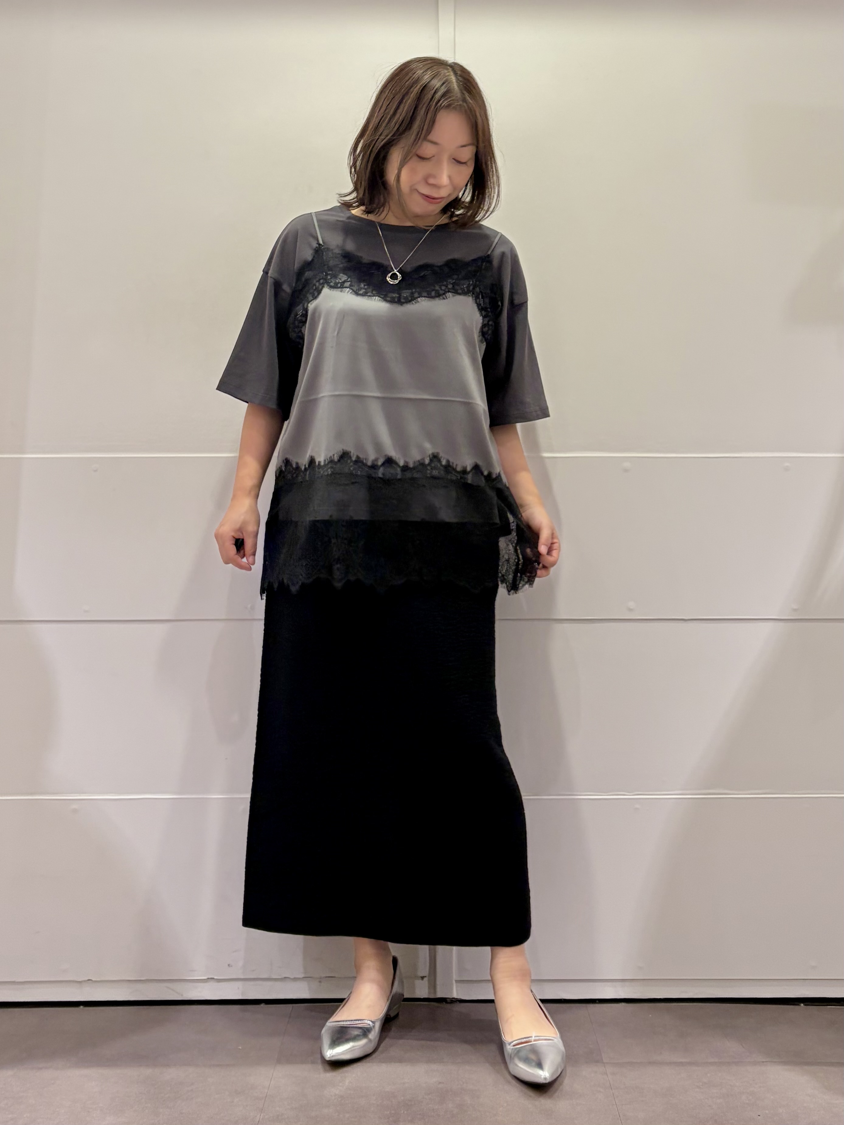 TOKOさんの「UNTITLED｜【1枚でもセットでも】レースキャミ付きプルオーバー」を使ったコーディネート