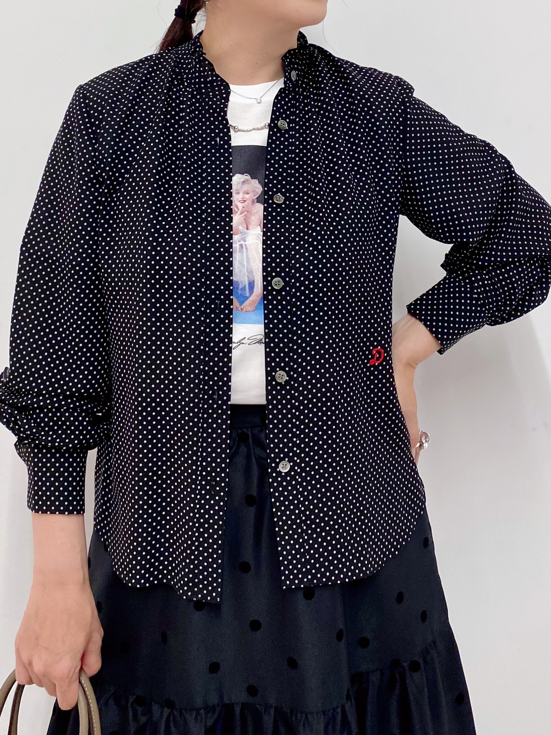 Sawaguchiさんの「DRESSTERIOR｜ドット スタンドフリルネック ブラウス」を使ったコーディネート