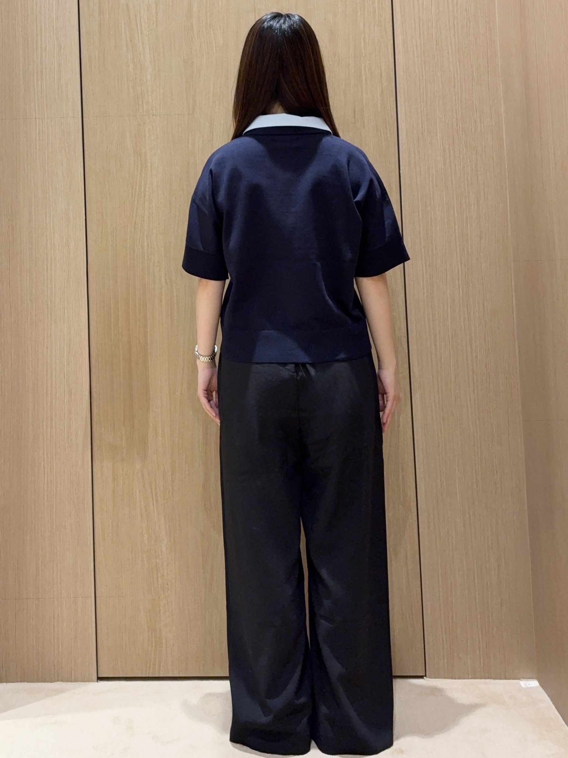 EMIRIさんの「OPAQUE.CLIP｜【森絵梨佳さん着用】2WAY衿ドッキングニット《洗濯機OK》」を使ったコーディネート