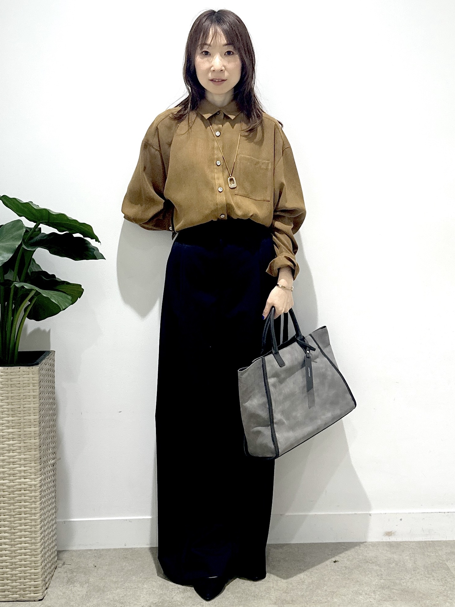 Miwaさんの「UNTITLED｜【セットアップ可/秋羽織り】スエードライクシャツ」を使ったコーディネート