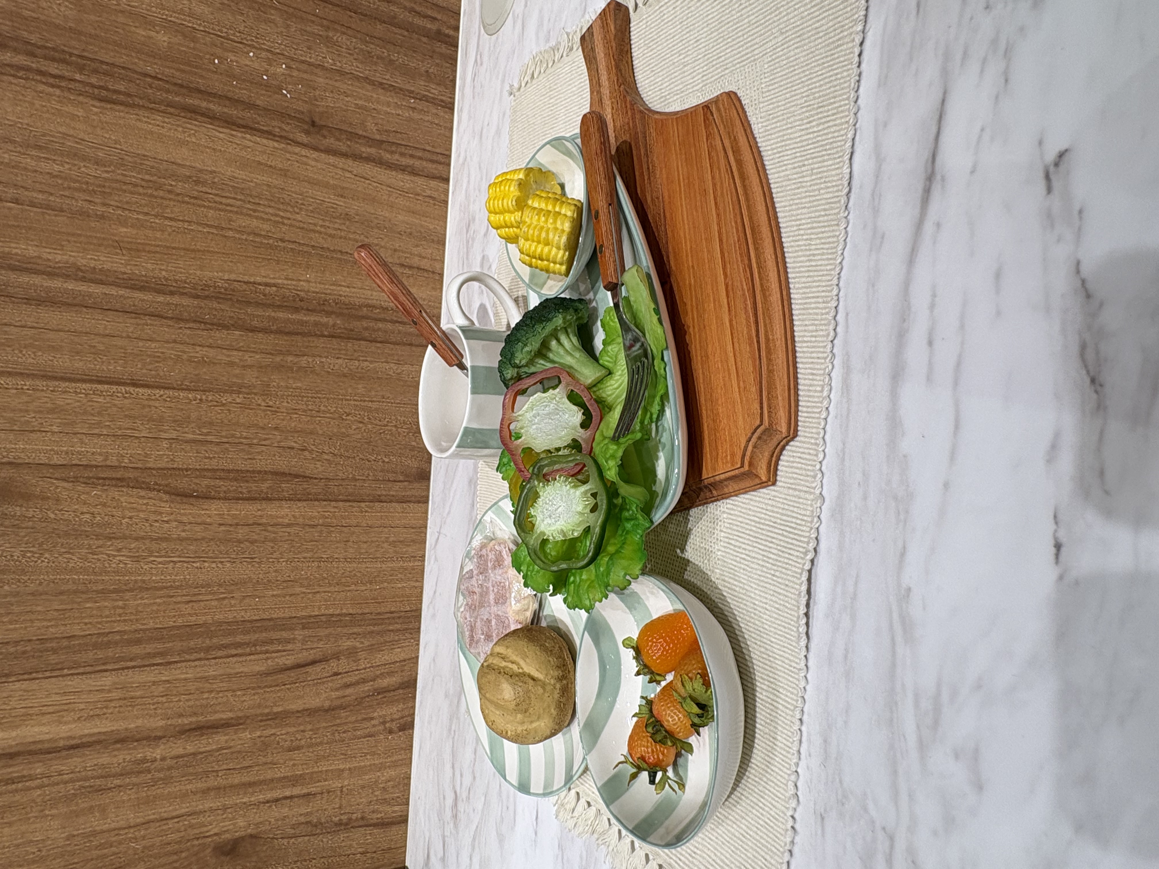 YUKOさんの「212 KITCHEN STORE｜ストライプ ボウル GR」を使ったコーディネート