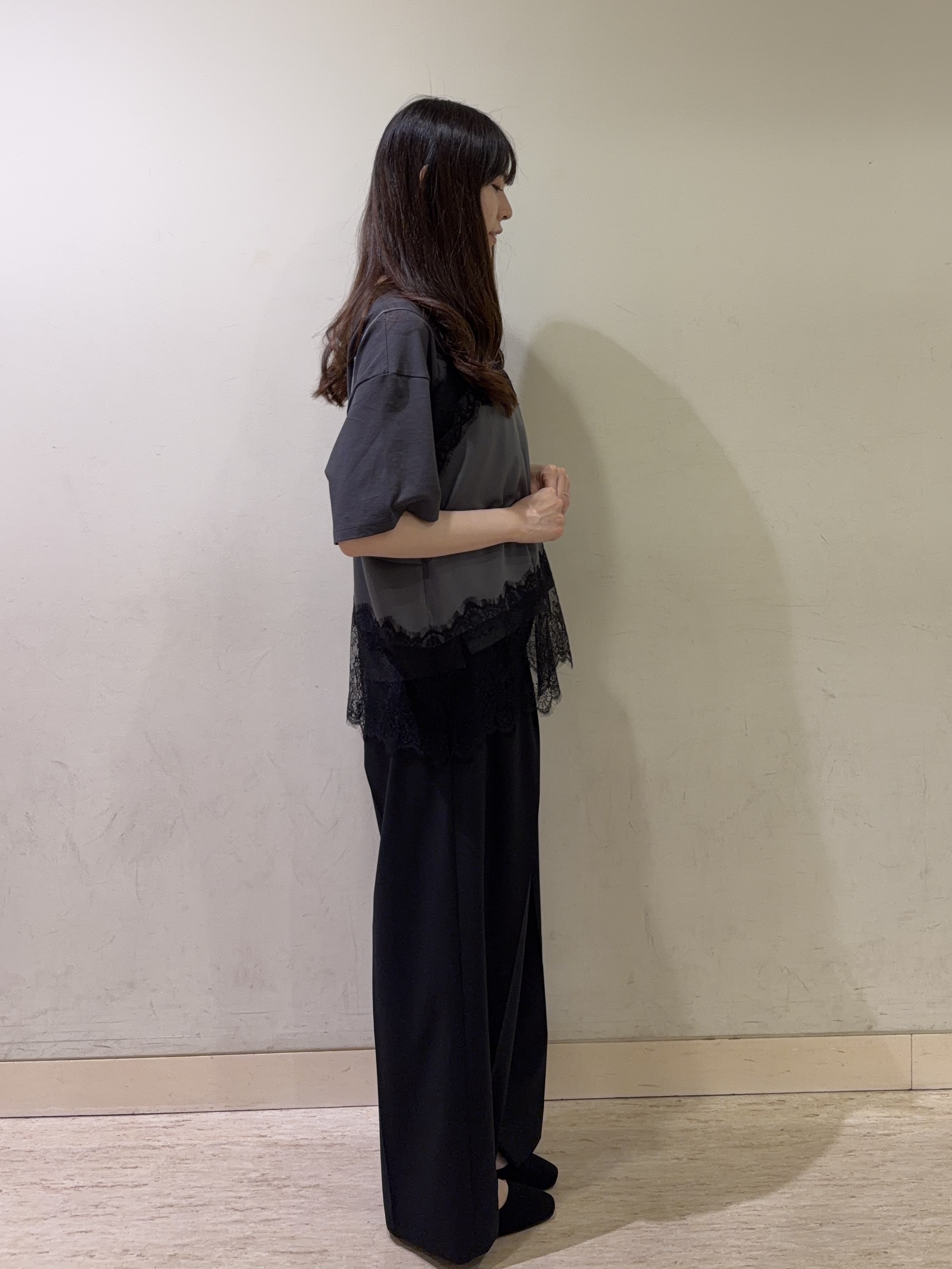 mayuさんの「UNTITLED｜【1枚でもセットでも】レースキャミ付きプルオーバー」を使ったコーディネート