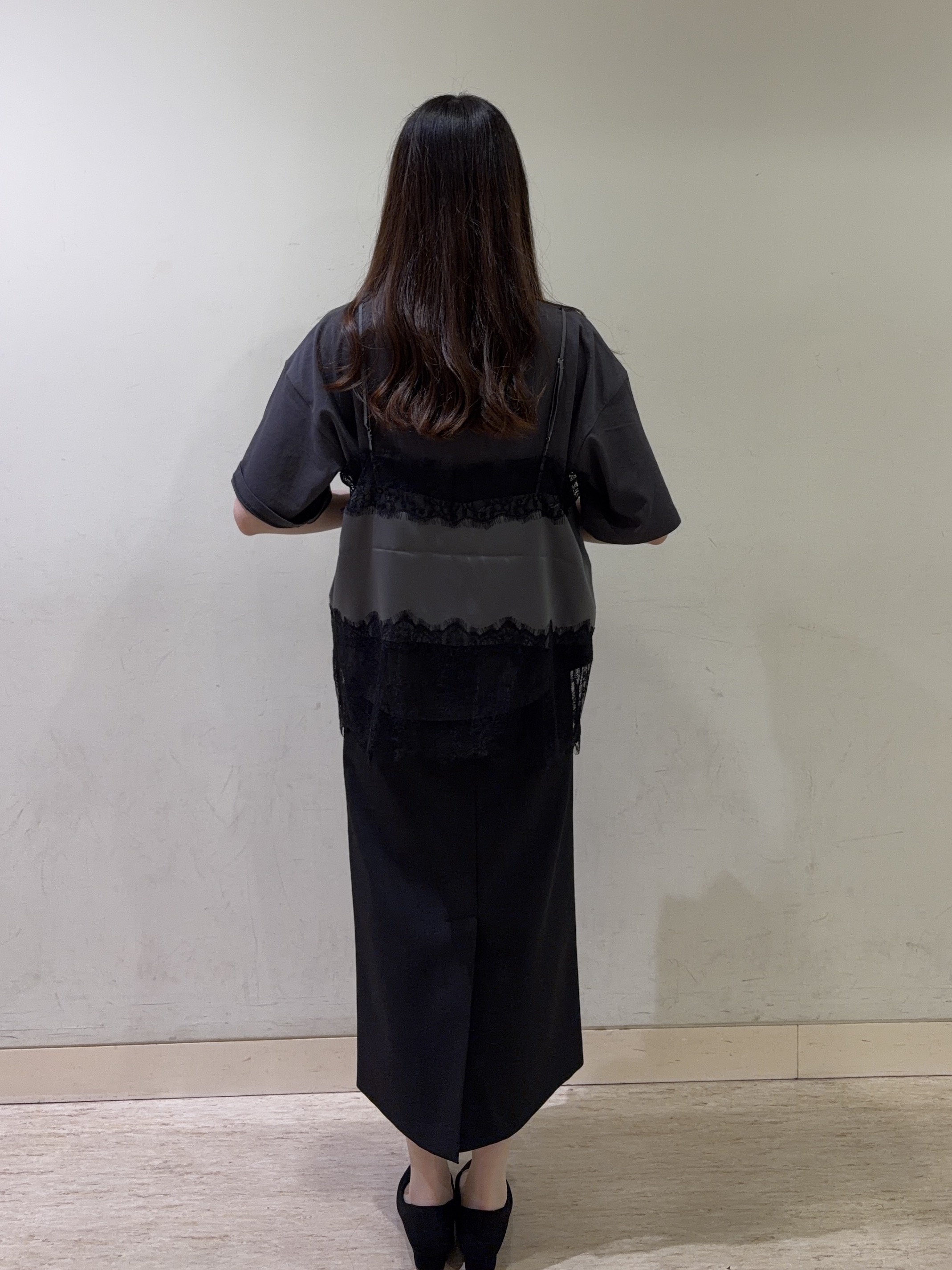 mayuさんの「UNTITLED｜【1枚でもセットでも】レースキャミ付きプルオーバー」を使ったコーディネート