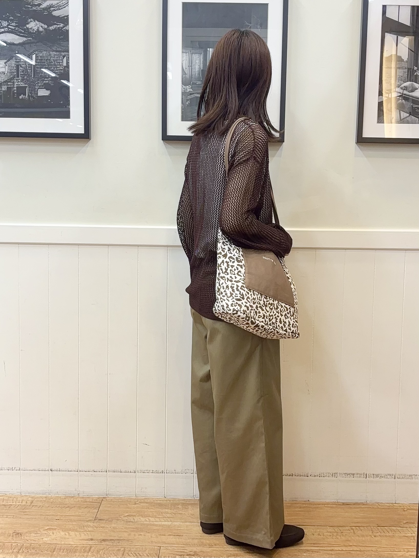 えぬさんの「SHOO･LA･RUE｜【2点セット/洗濯機可/S-LL】ヘンリーネックメッシュニット+タンクトップセット」を使ったコーディネート