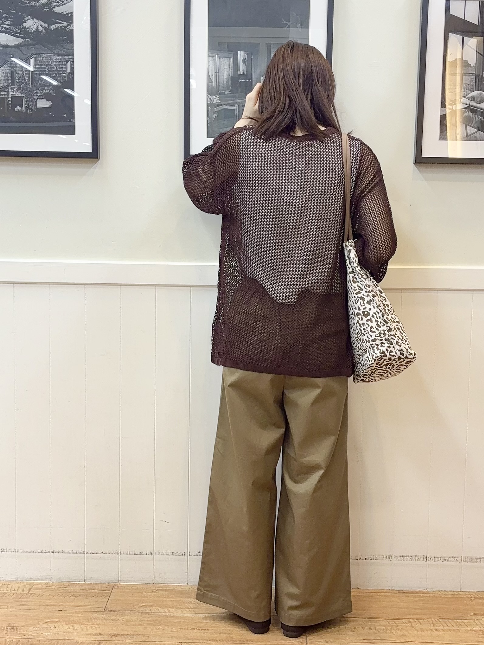 えぬさんの「SHOO･LA･RUE｜【2点セット/洗濯機可/S-LL】ヘンリーネックメッシュニット+タンクトップセット」を使ったコーディネート