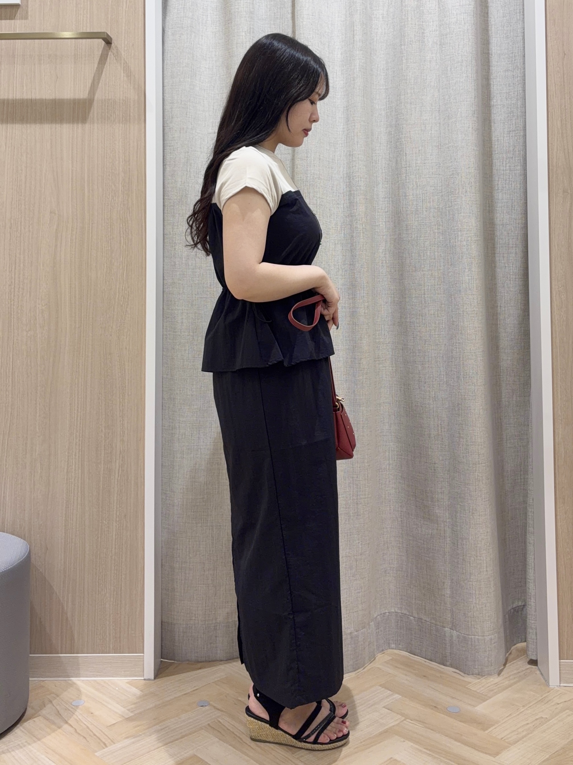minamiさんの「grove｜【低身長さんも選べる着丈・洗濯機◎】1枚で旬顔！Tシャツドッキングドロストワンピース」を使ったコーディネート