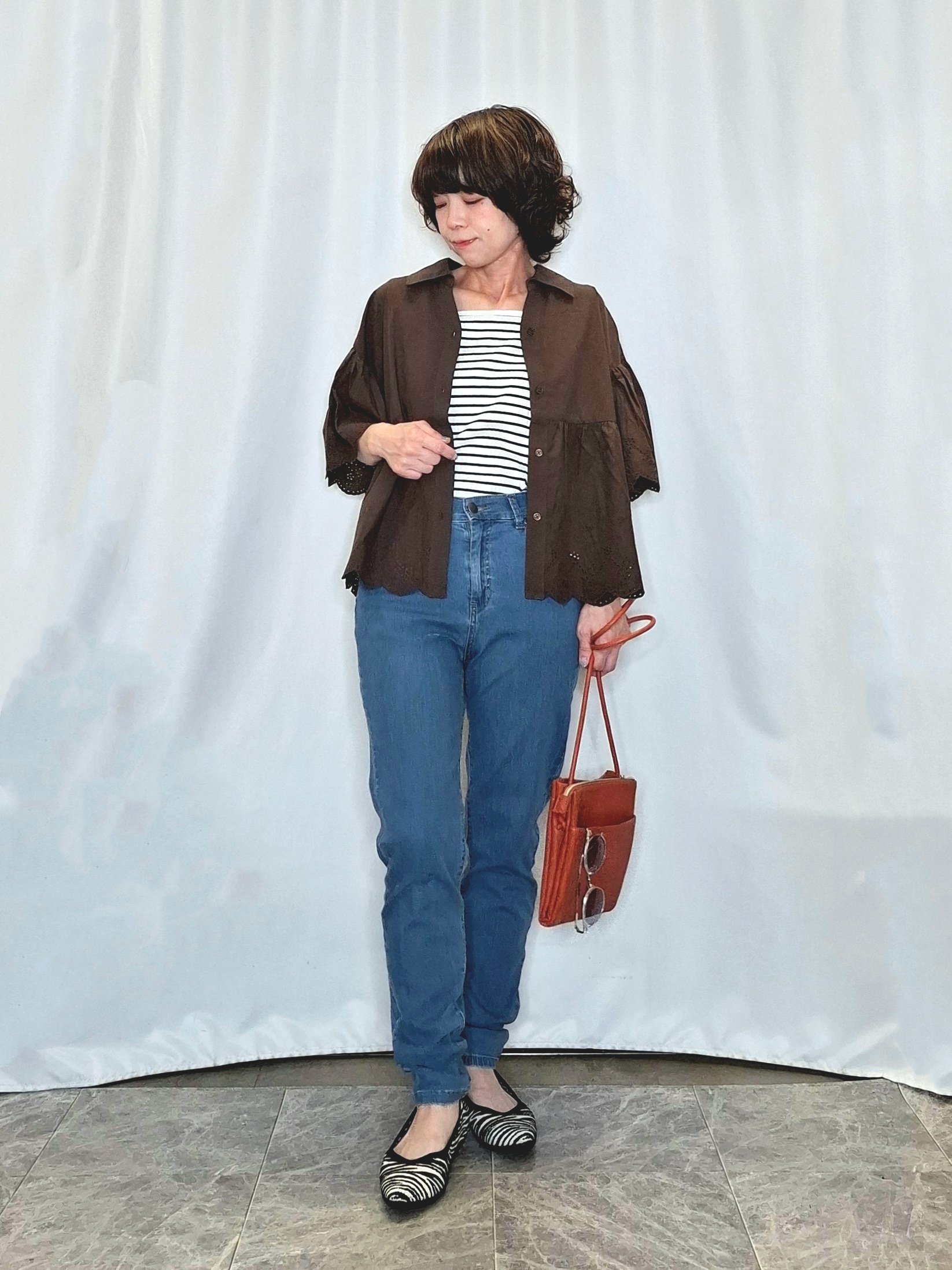 ぬーさんの「SHOO･LA･RUE｜【洗濯機可/綿100％/体型カバー】刺繍レースがこなれ見え 二の腕が隠せる ペプラムブラウス」を使ったコーディネート