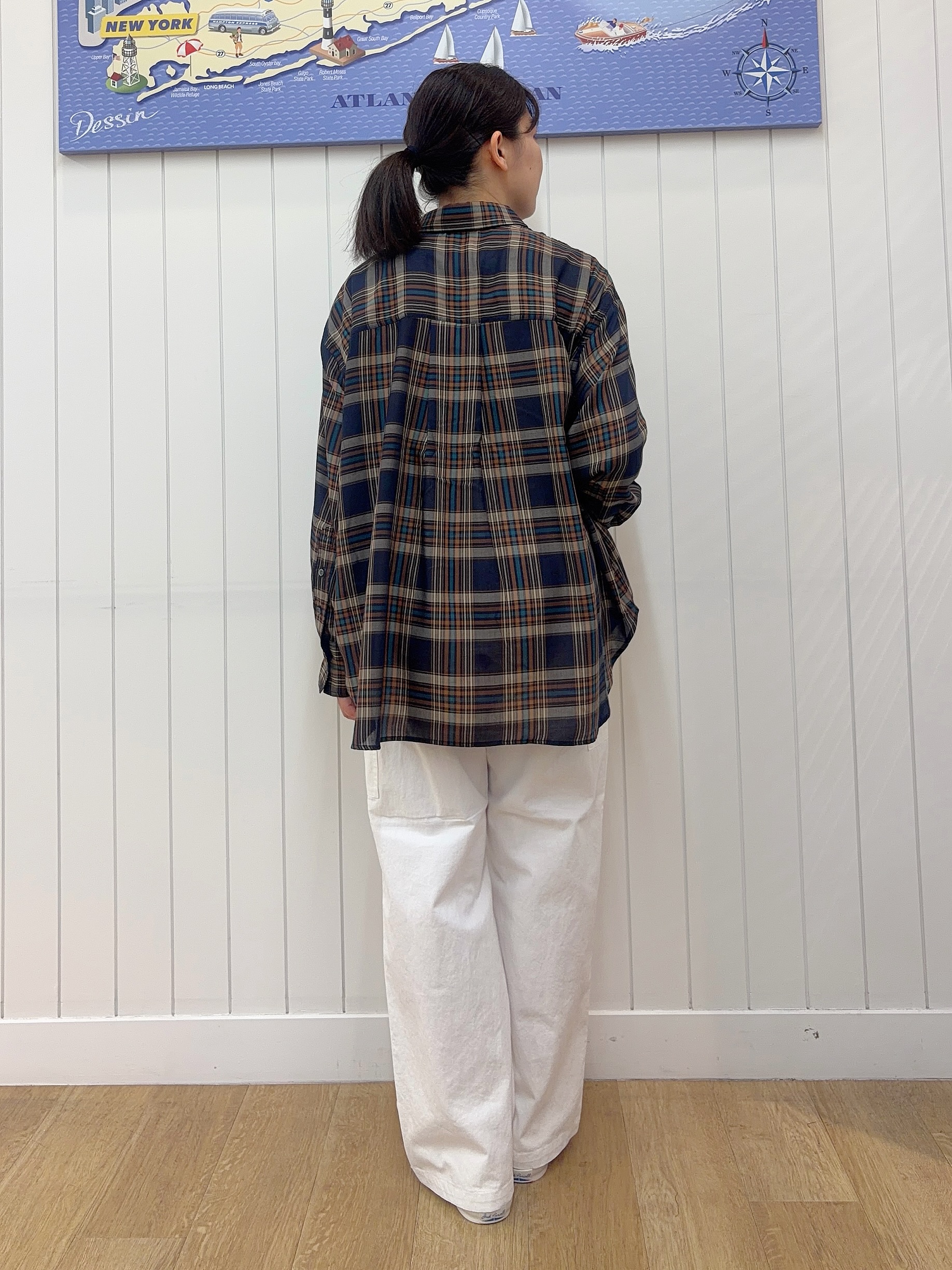 Mayaさんの「Dessin｜【秋羽織り/セットアップ可/洗える】シアーチェック オーバーシャツ」を使ったコーディネート