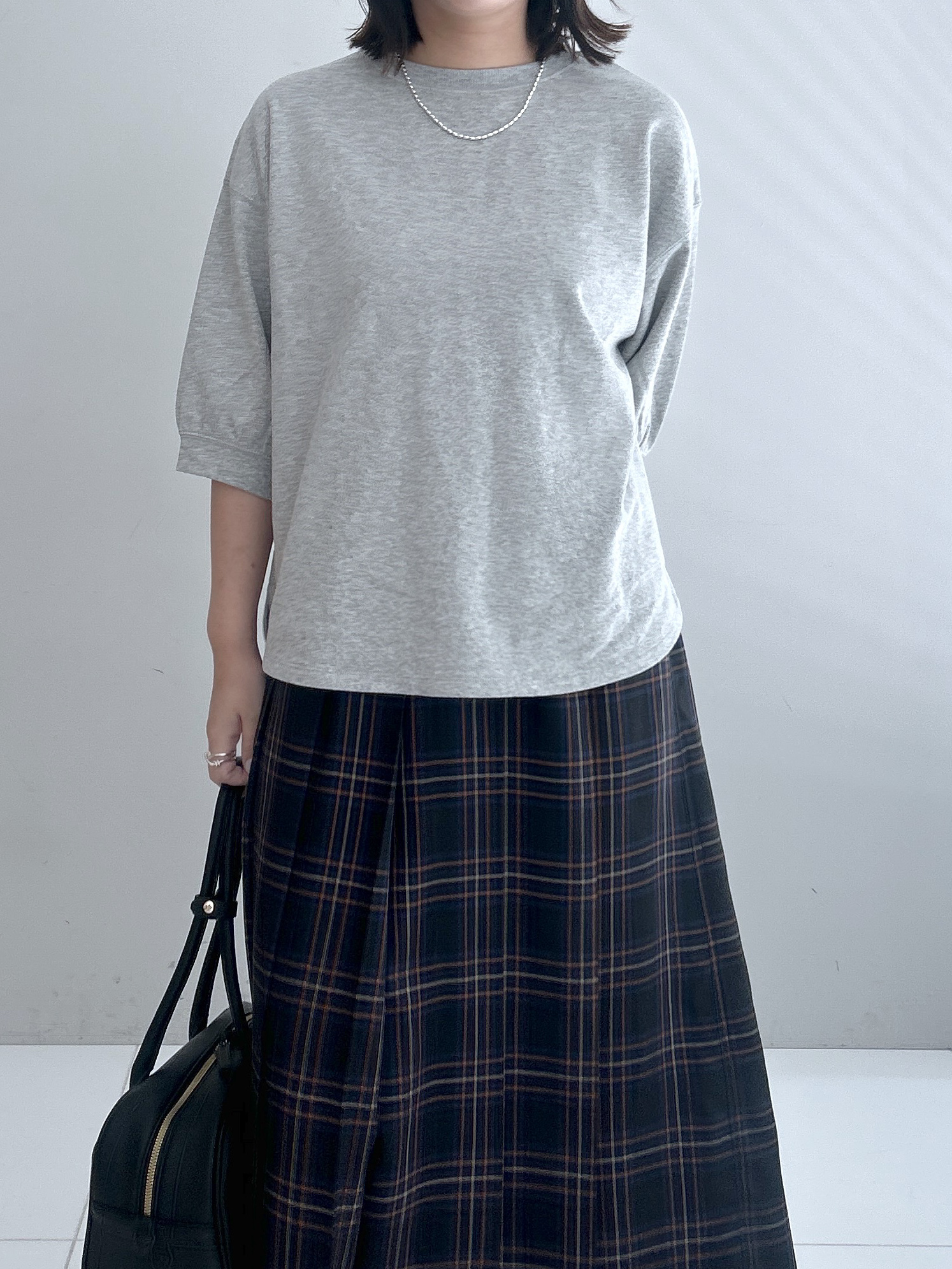 Hirokaさんの「Dessin｜【高レビュー/洗える/XS-L】バックヘンリーミニ裏毛 5分袖」を使ったコーディネート