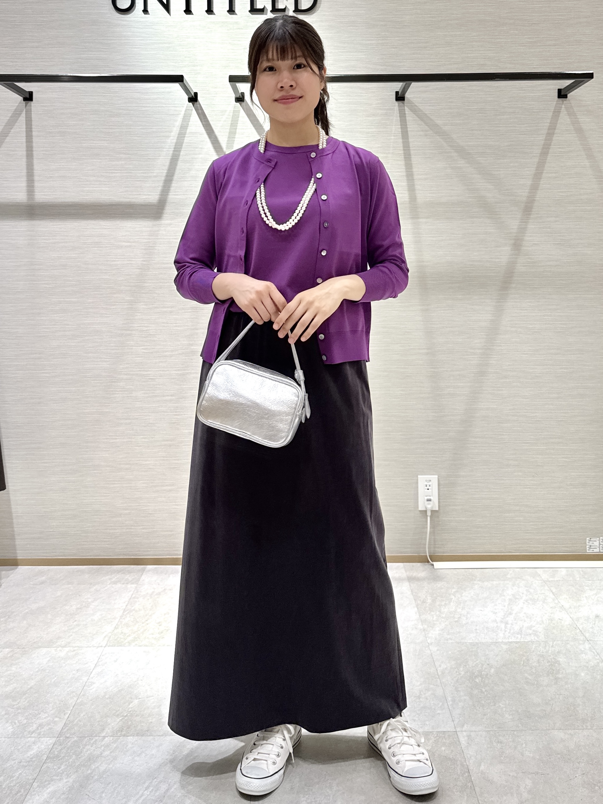 nanaさんの「UNTITLED｜【アンサンブル可/きれいめ/通勤】コンパクト5分袖ニット」を使ったコーディネート