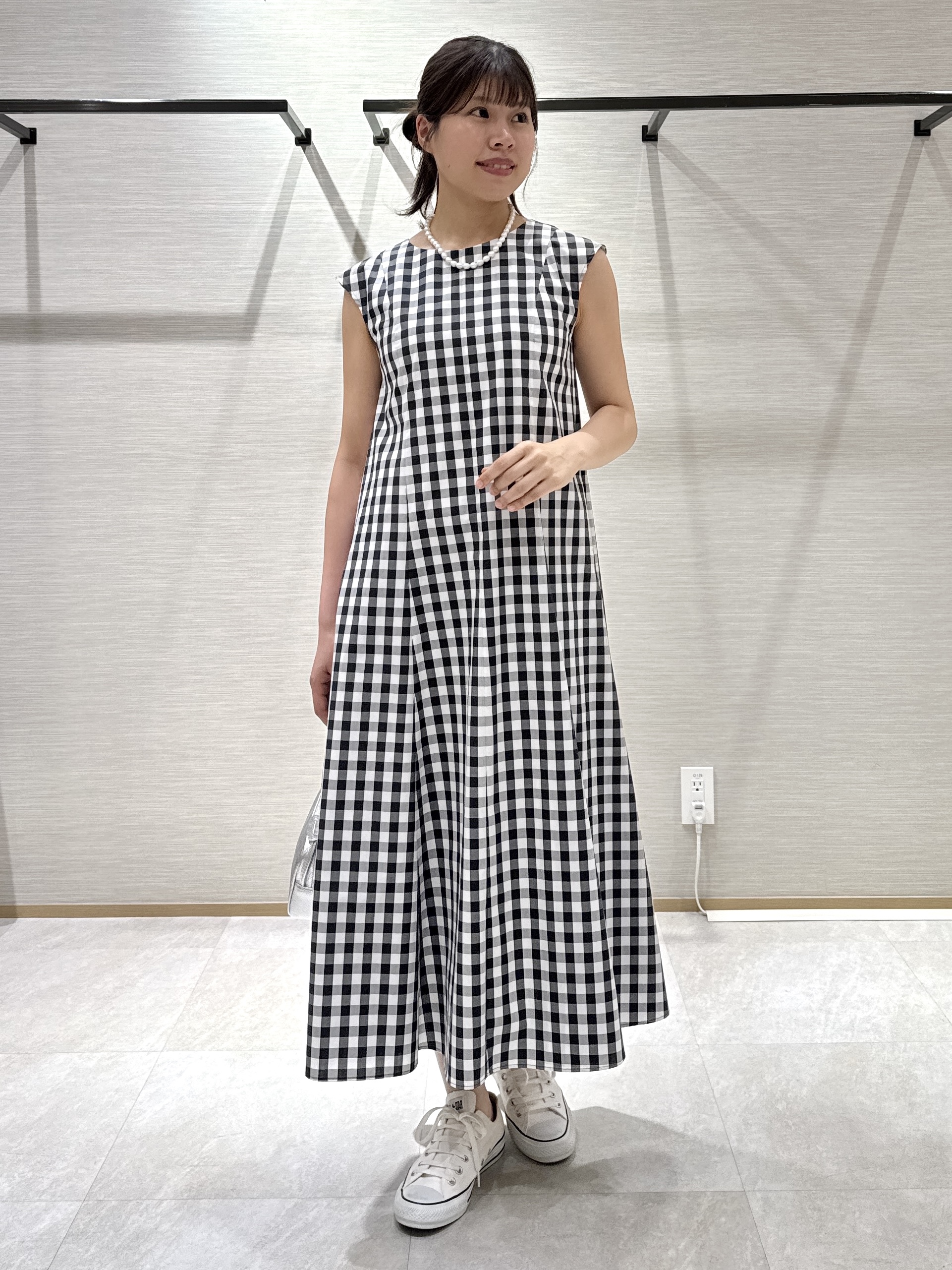nanaさんの「UNTITLED｜【すっきり秋羽織り/前開きボタン】ドライタッチ5分袖カーディガン」を使ったコーディネート