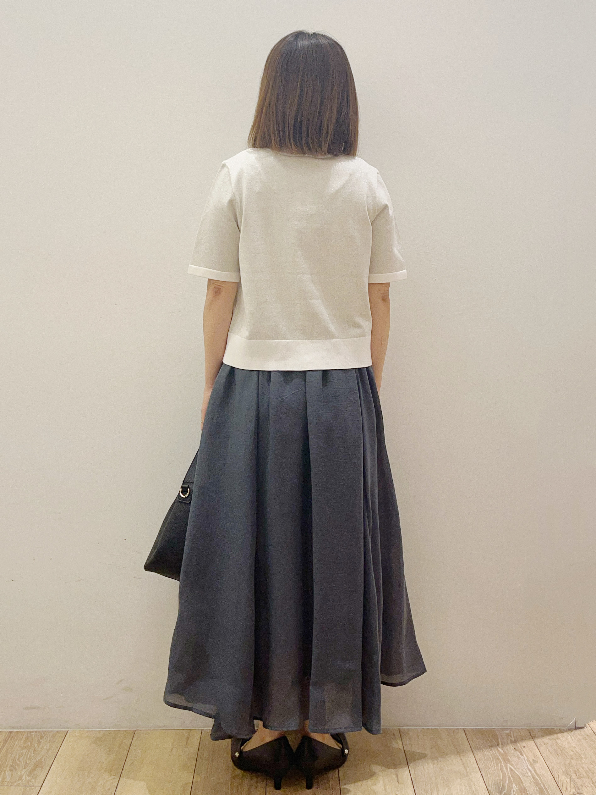kcさんの「OPAQUE.CLIP｜ラメアソートバイカラー半袖カーディガン【洗濯機OK】」を使ったコーディネート