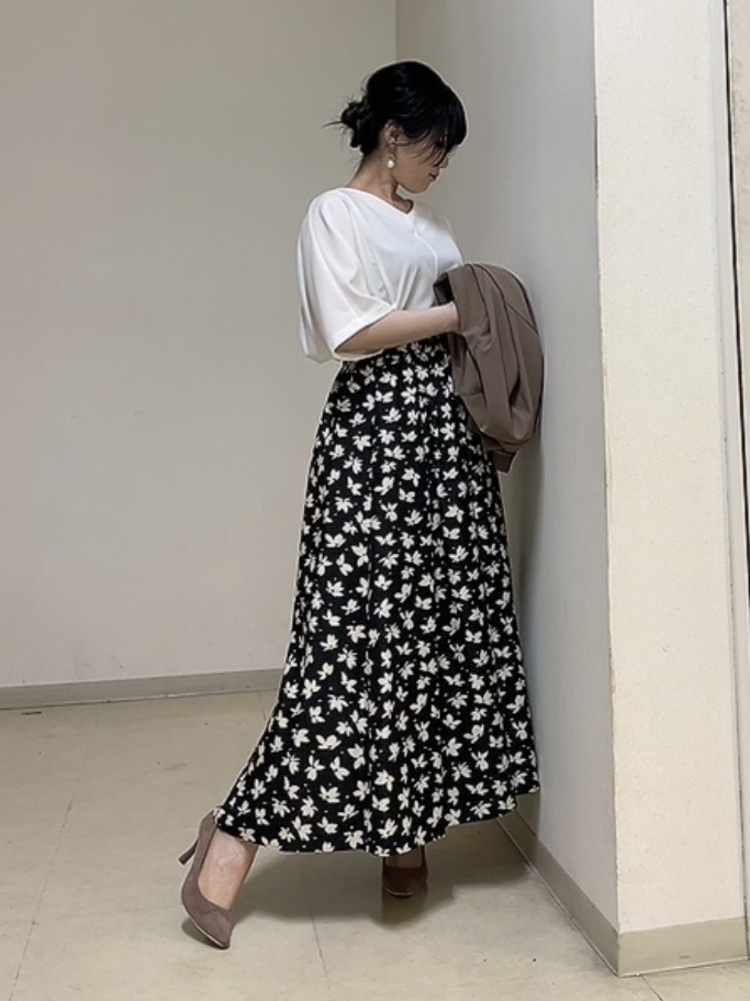 watanabeさんの「UNTITLED｜【接触冷感/UVケア/着る日傘】ダブルジャケット」を使ったコーディネート