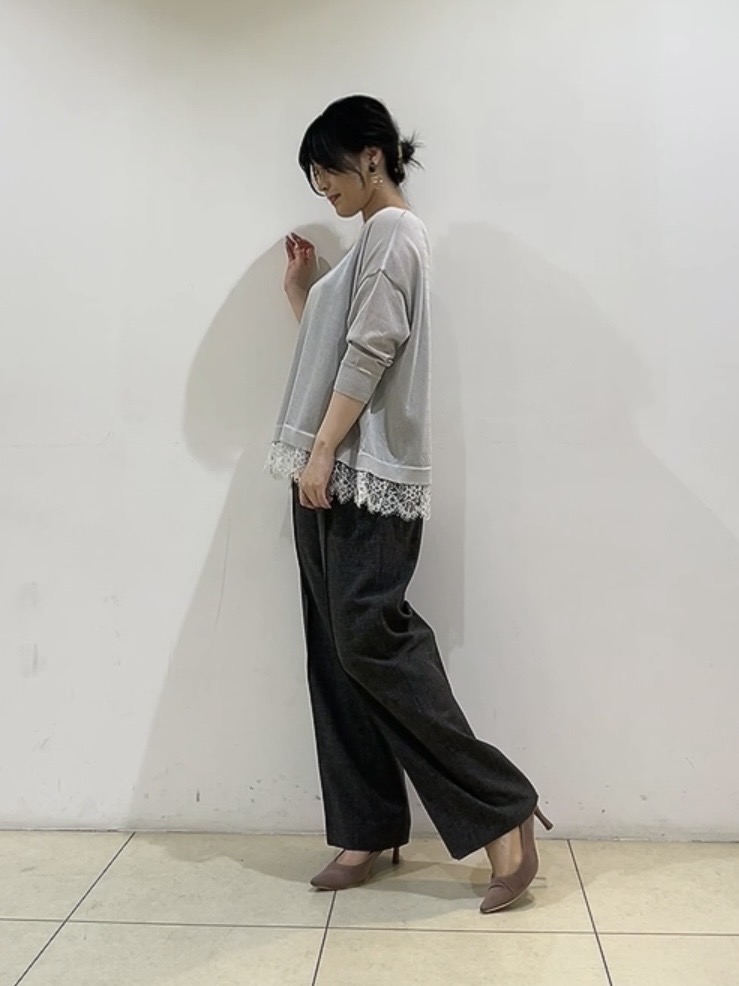 watanabeさんの「UNTITLED｜【一枚で着映え】レースドッキングニットプルオーバー」を使ったコーディネート