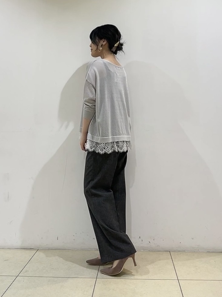 watanabeさんの「UNTITLED｜【一枚で着映え】レースドッキングニットプルオーバー」を使ったコーディネート