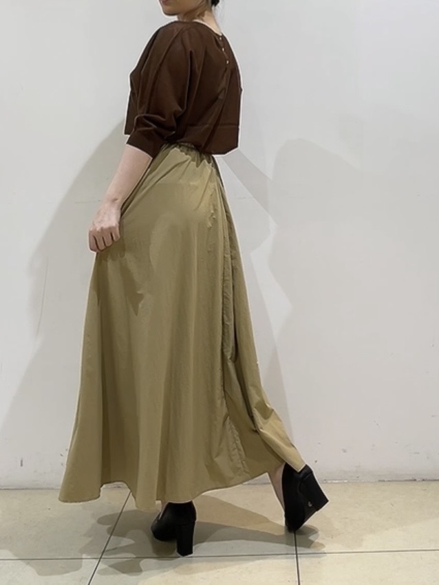 watanabeさんの「UNTITLED｜【体型カバー／洗える】シアードルマンニット」を使ったコーディネート