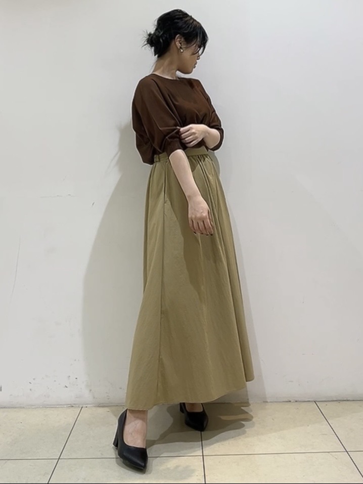 watanabeさんの「UNTITLED｜【体型カバー／洗える】シアードルマンニット」を使ったコーディネート