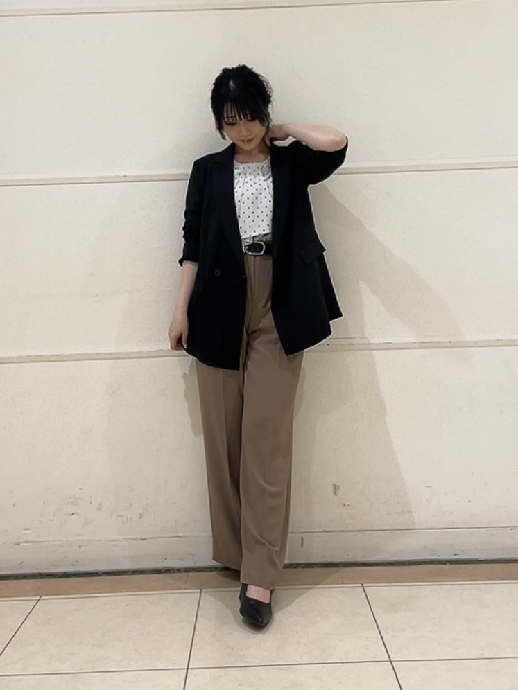 watanabeさんの「UNTITLED｜【初秋/UVケア/着る日傘】ダブルジャケット」を使ったコーディネート