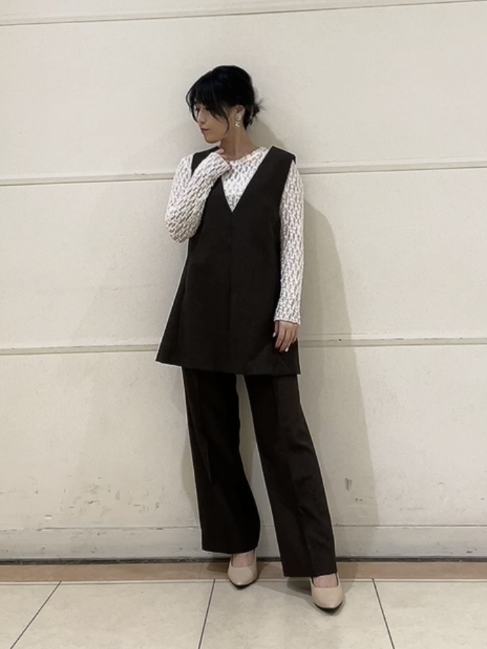 watanabeさんの「UNTITLED｜【洗える／UVケア】リネン風チュニックベスト」を使ったコーディネート