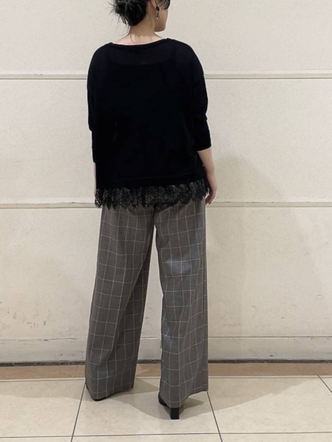 watanabeさんの「UNTITLED｜【一枚で着映え】レースドッキングニットプルオーバー」を使ったコーディネート