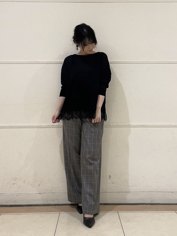 watanabeさんの「UNTITLED｜【一枚で着映え】レースドッキングニットプルオーバー」を使ったコーディネート