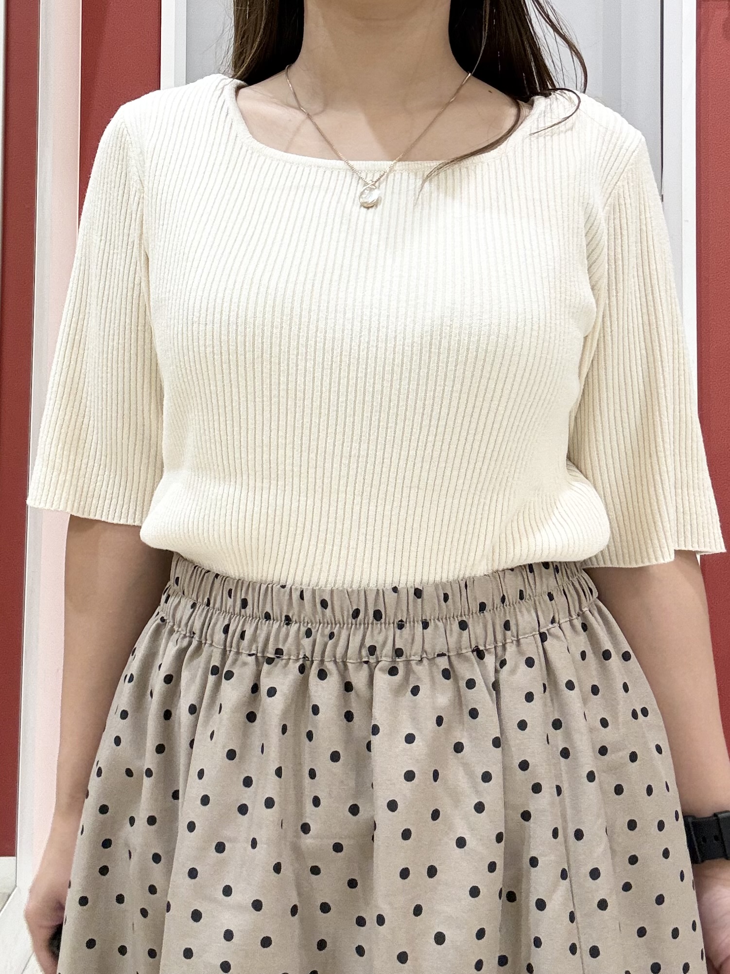 shioさんの「SHOO･LA･RUE｜【毛玉になりにくい/洗濯機可/S-LL】大人上品な 5分袖スクエアトップス」を使ったコーディネート