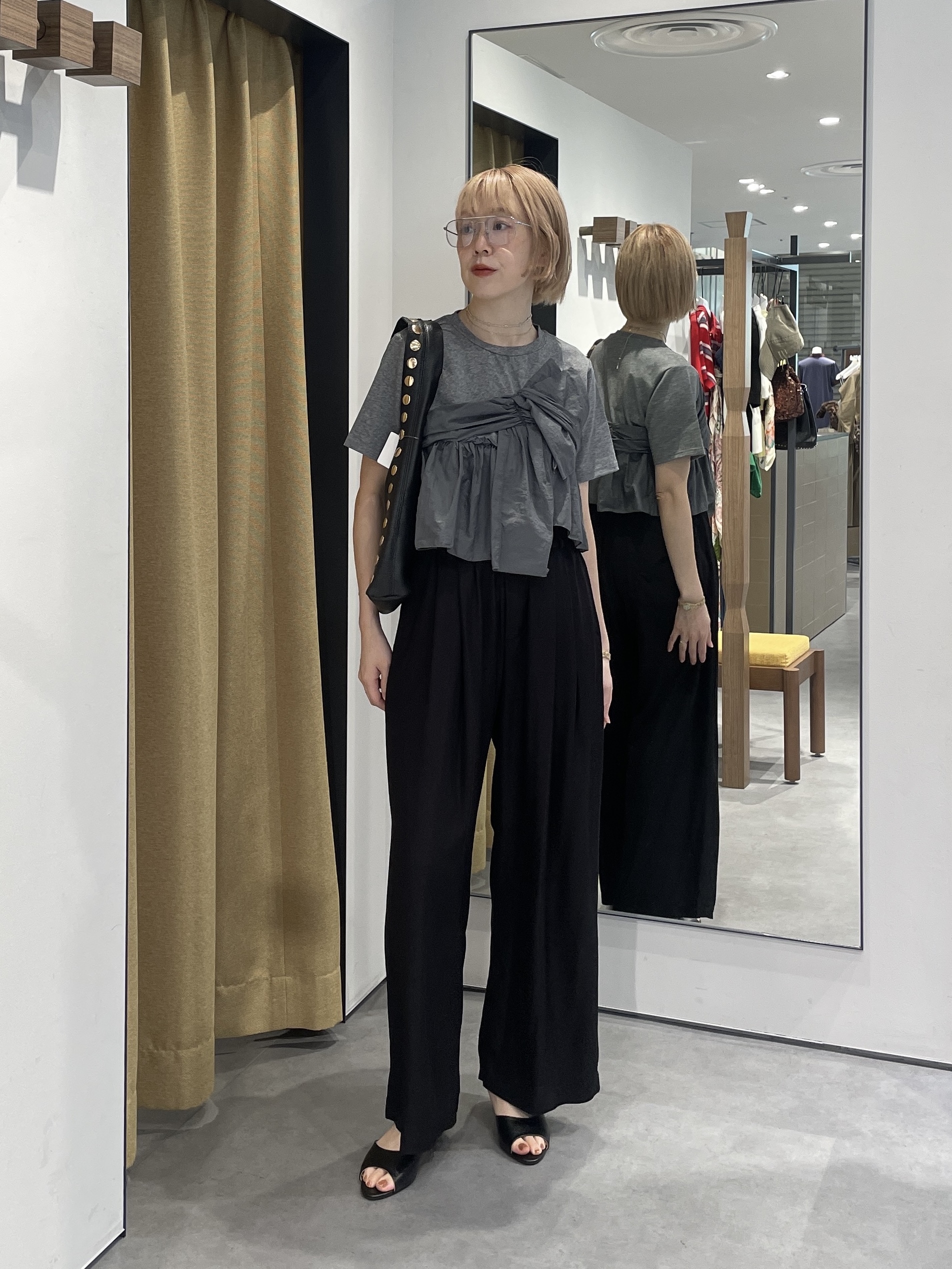 mikuさんの「INDIVI｜ツイストドッキングTシャツ」を使ったコーディネート