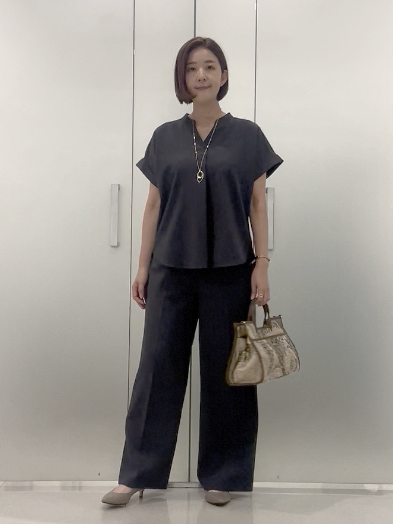 まどかさんの「UNTITLED｜【セットアップ可/UVカット】エアリークールブラウス」を使ったコーディネート
