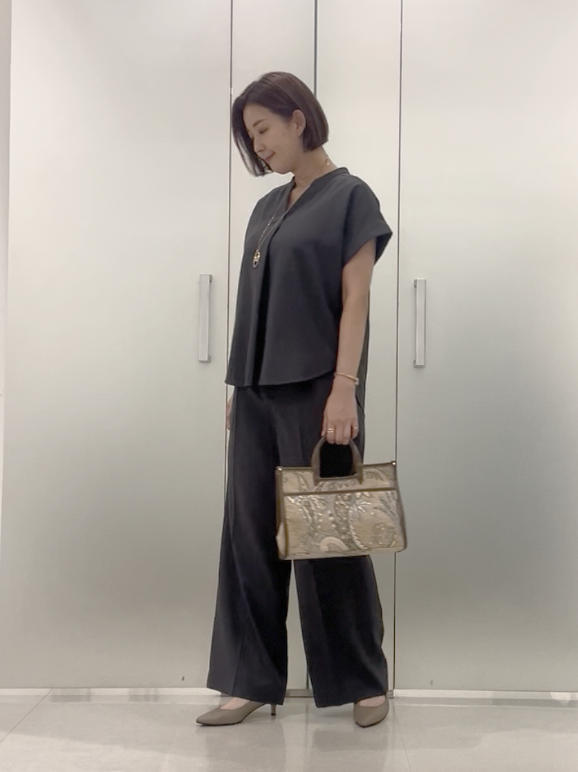 まどかさんの「UNTITLED｜【セットアップ可/UVカット】エアリークールブラウス」を使ったコーディネート