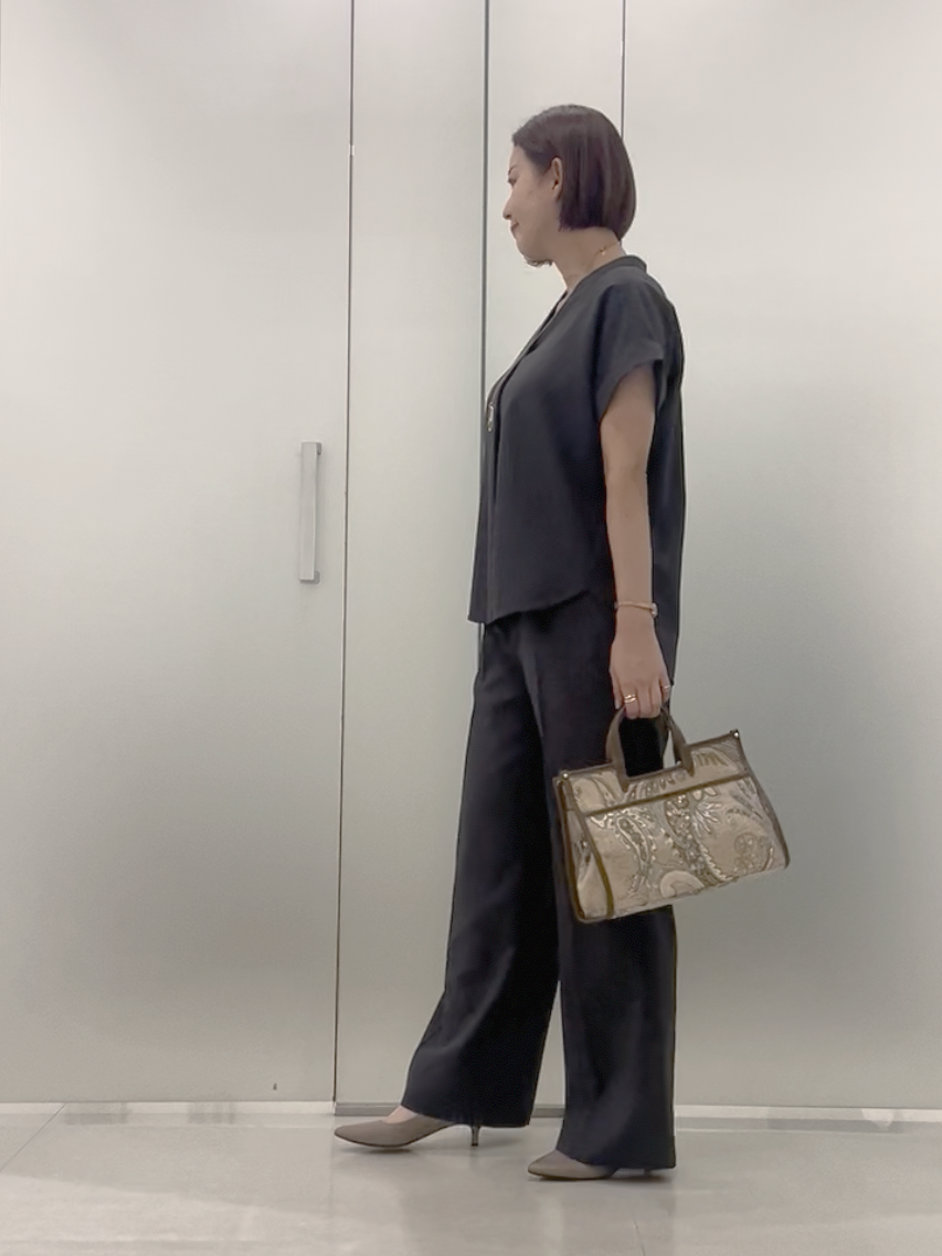 まどかさんの「UNTITLED｜【セットアップ可/UVカット】エアリークールブラウス」を使ったコーディネート