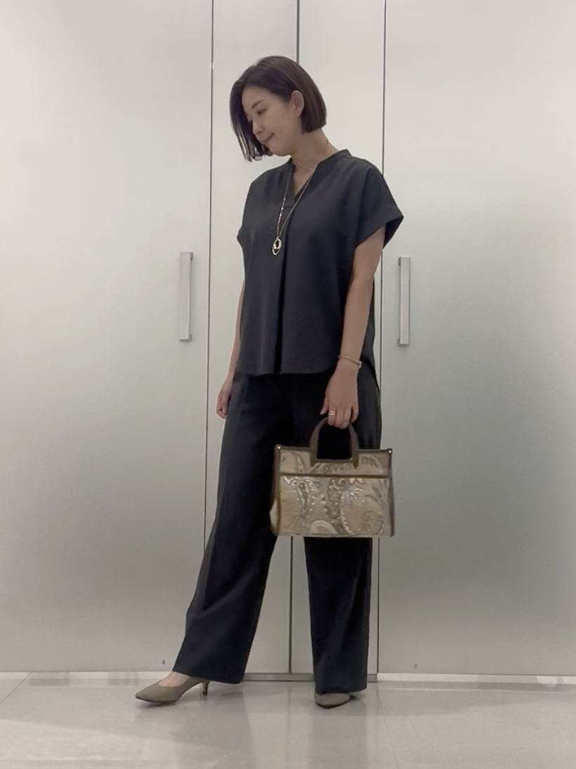 まどかさんの「UNTITLED｜【セットアップ可/UVカット】エアリークールブラウス」を使ったコーディネート