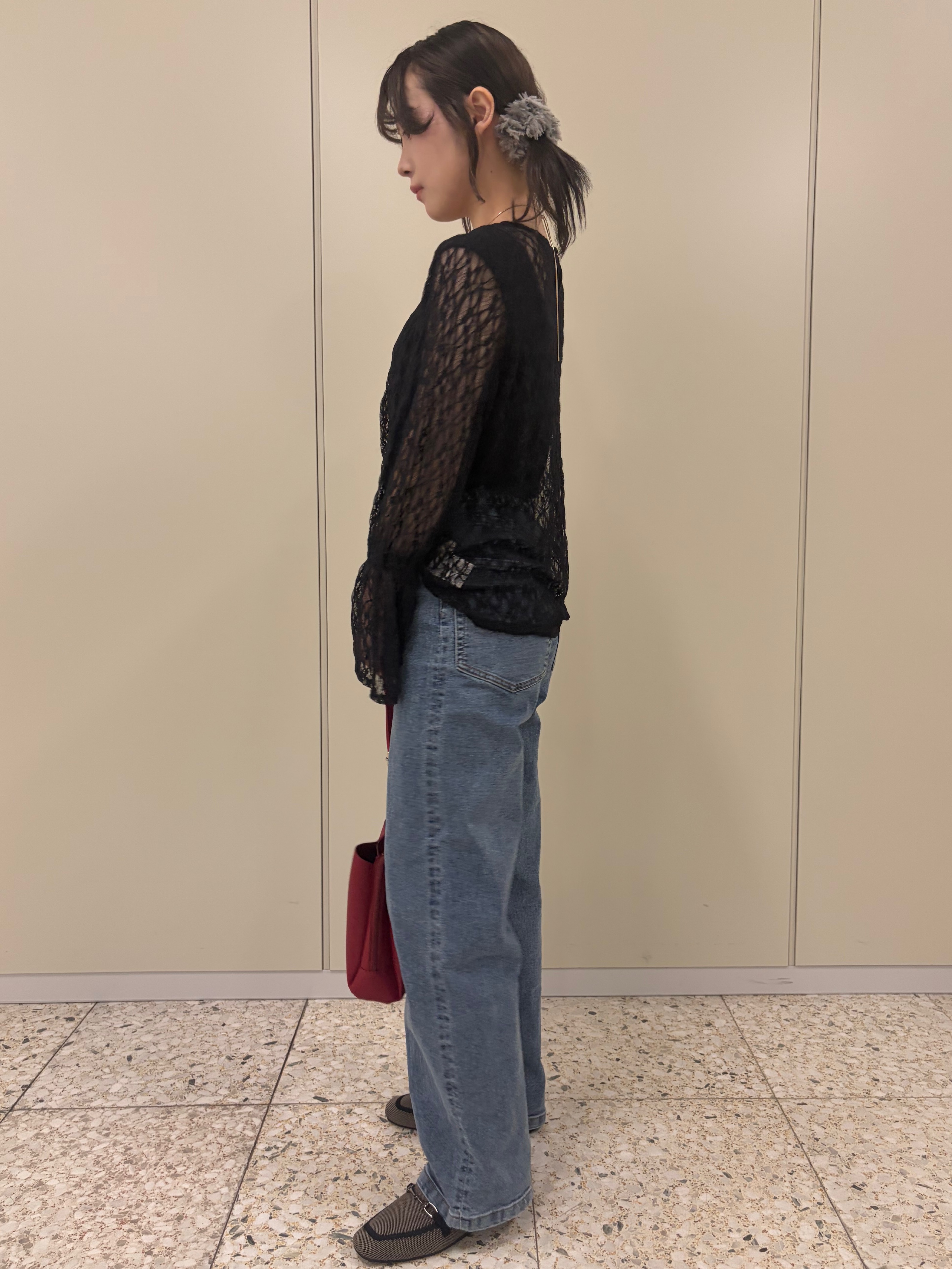 ひよりん⭐️さんの「SHOO･LA･RUE｜レースで華やかに映える 旬な透け感の レースシャーリングトップス」を使ったコーディネート