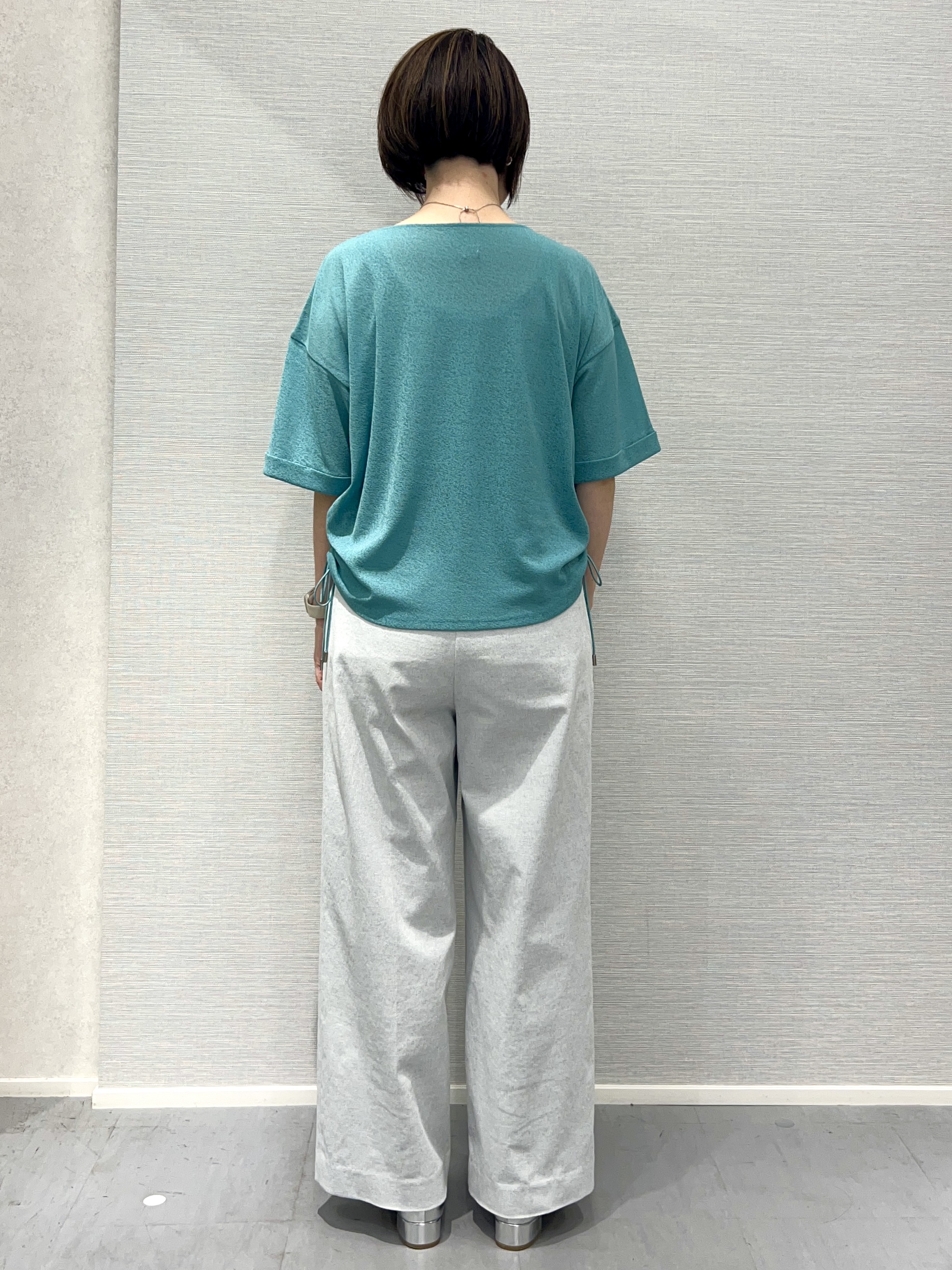 Shinakoさんの「UNTITLED｜【絞れる/シアー】ドロストプルオーバージャージ」を使ったコーディネート