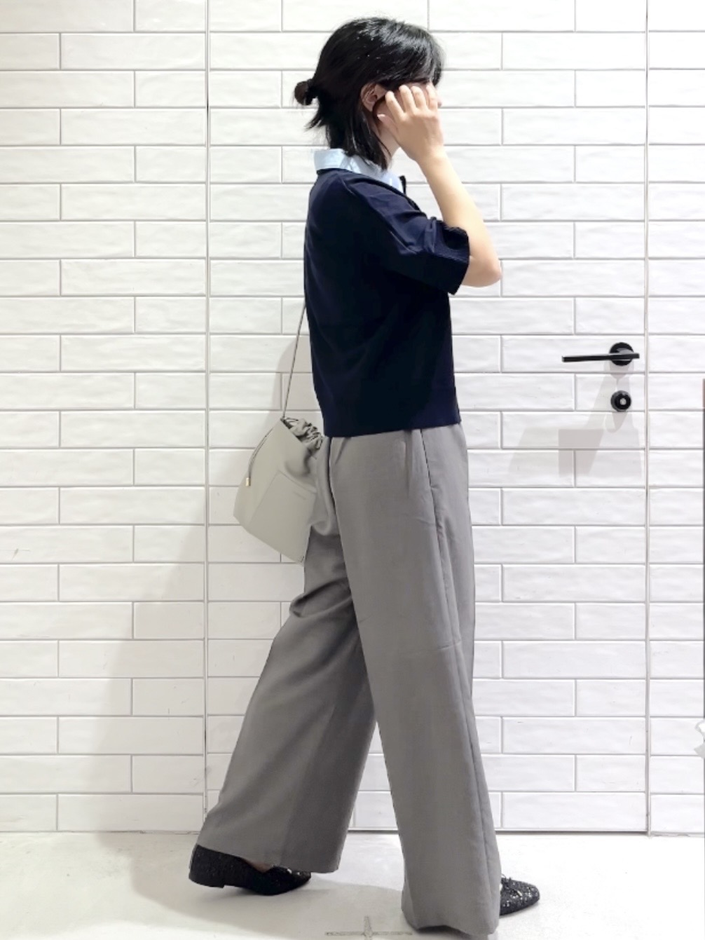 しおりさんの「OPAQUE.CLIP｜2WAY衿ドッキングニット《洗濯機OK》」を使ったコーディネート