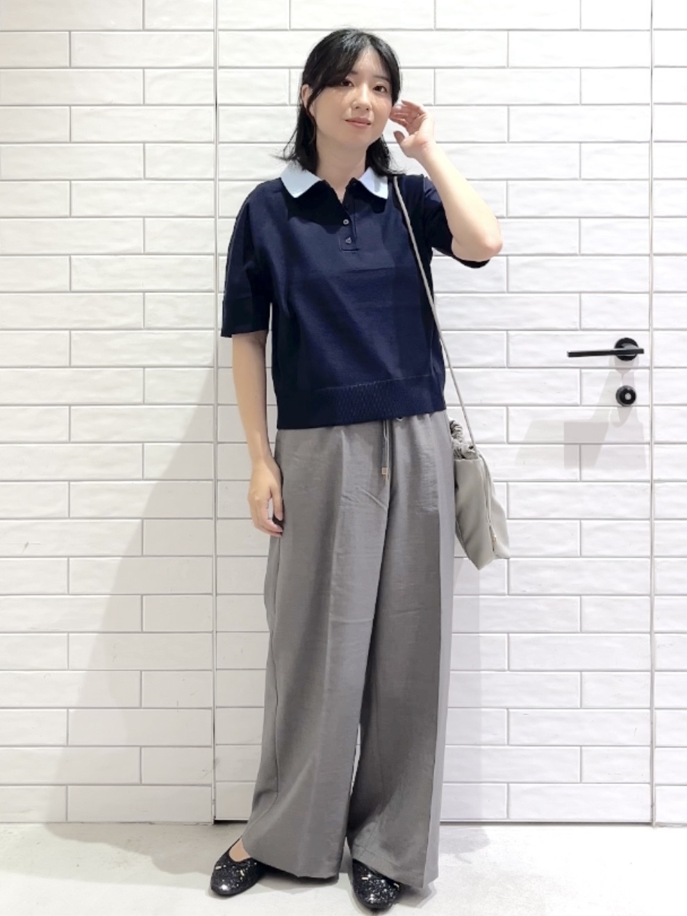 しおりさんの「OPAQUE.CLIP｜2WAY衿ドッキングニット《洗濯機OK》」を使ったコーディネート