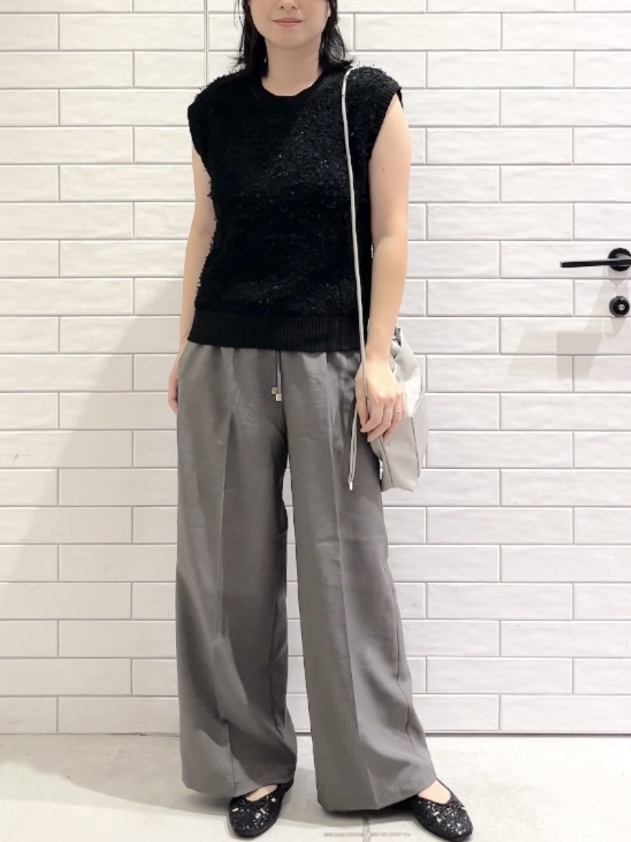 しおりさんの「OPAQUE.CLIP｜ラメテープヤーンニット【洗濯機OK】」を使ったコーディネート