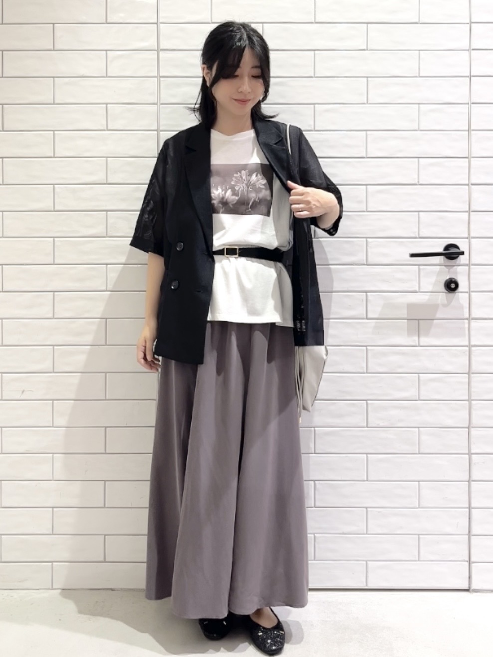 しおりさんの「OPAQUE.CLIP｜メッシュテーラードジャケット／チェック柄アソート【洗濯機OK】」を使ったコーディネート