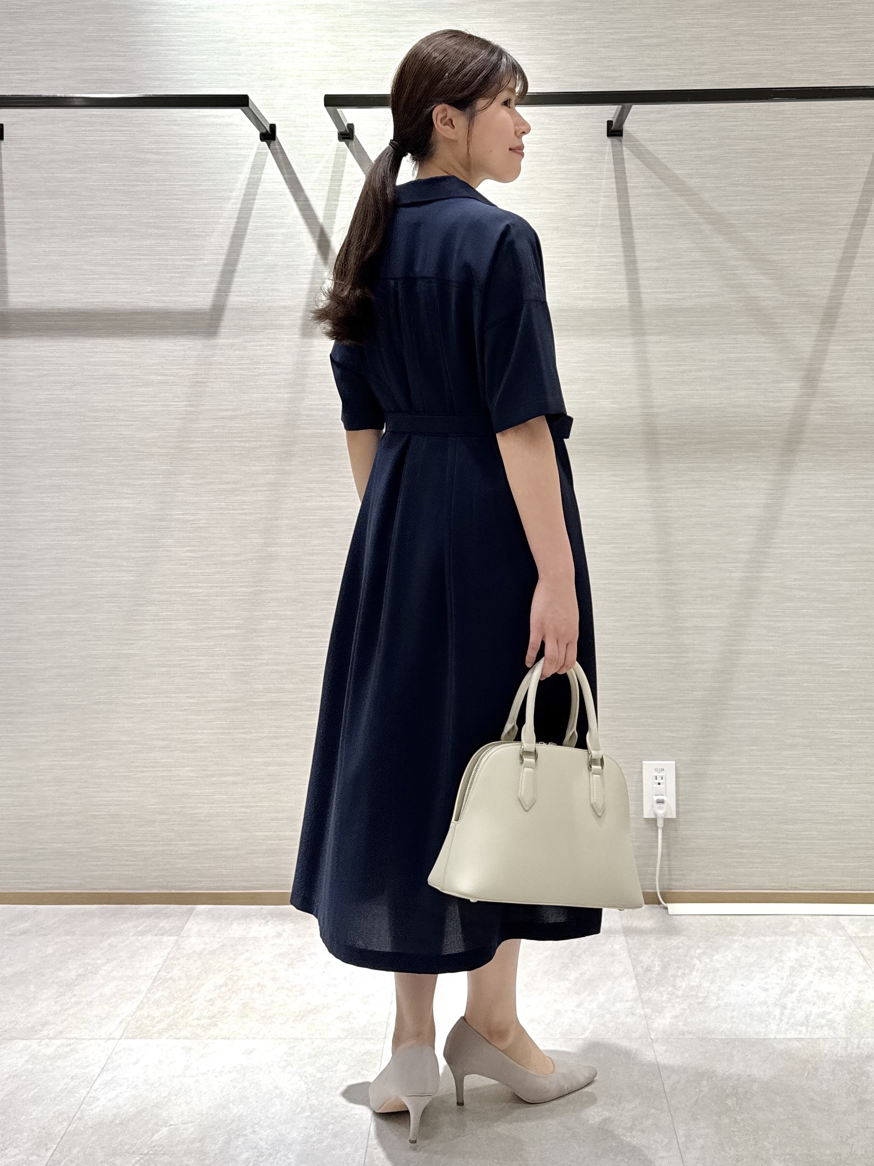 nanaさんの「UNTITLED｜【初秋も活躍/UVカット/接触冷感】エアリークールワンピース」を使ったコーディネート