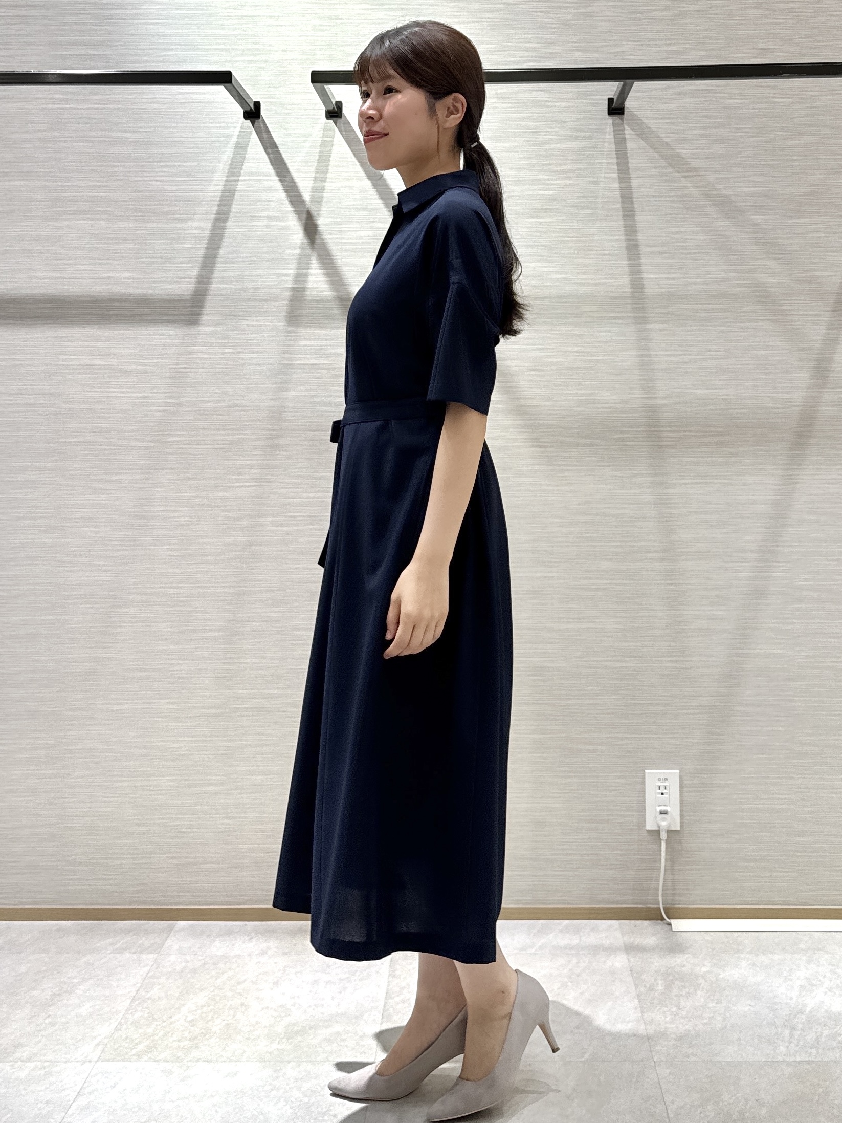 nanaさんの「UNTITLED｜【初秋も活躍/UVカット/接触冷感】エアリークールワンピース」を使ったコーディネート