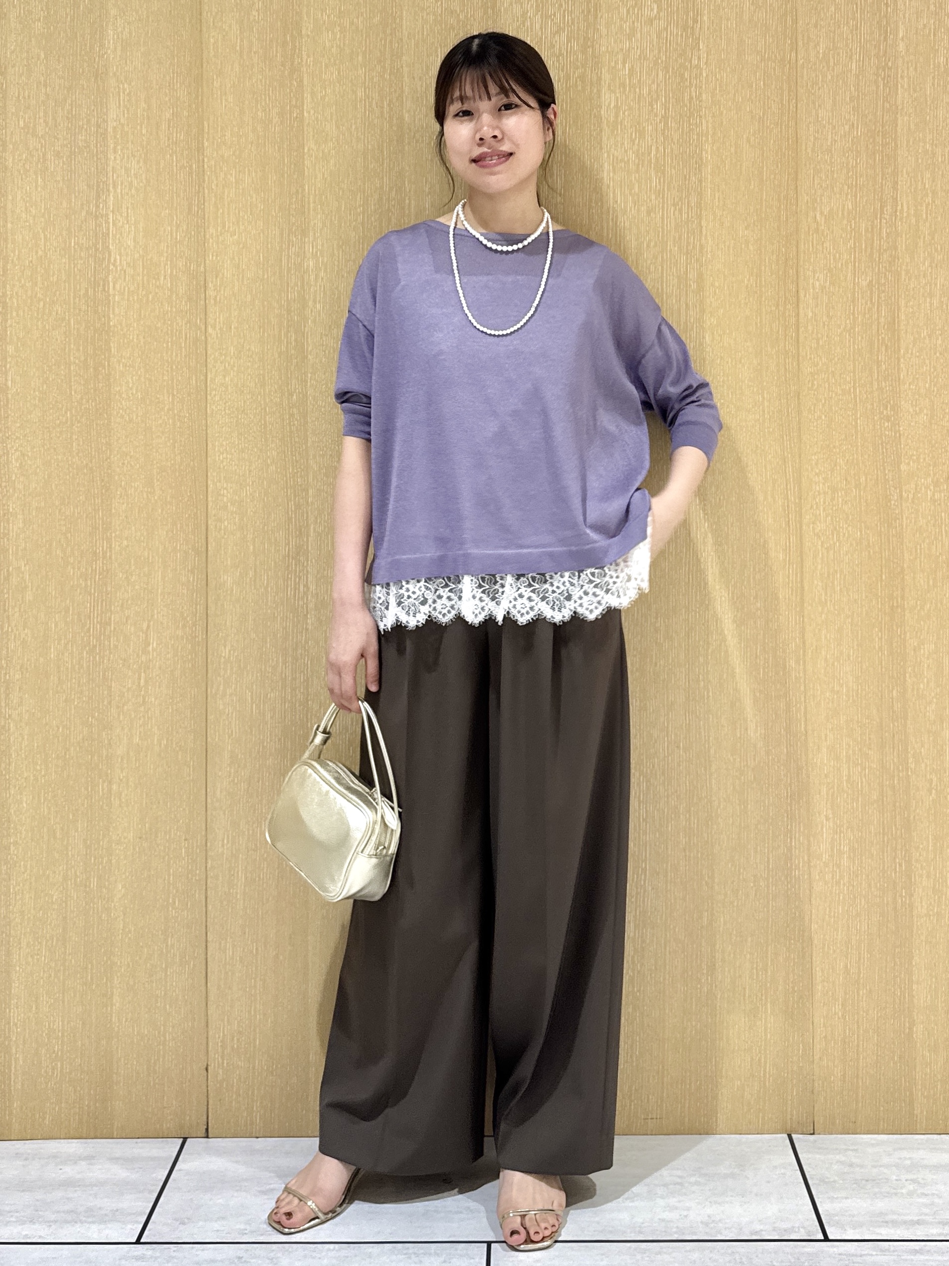 nanaさんの「UNTITLED｜【一枚で着映え】レースドッキングニットプルオーバー」を使ったコーディネート