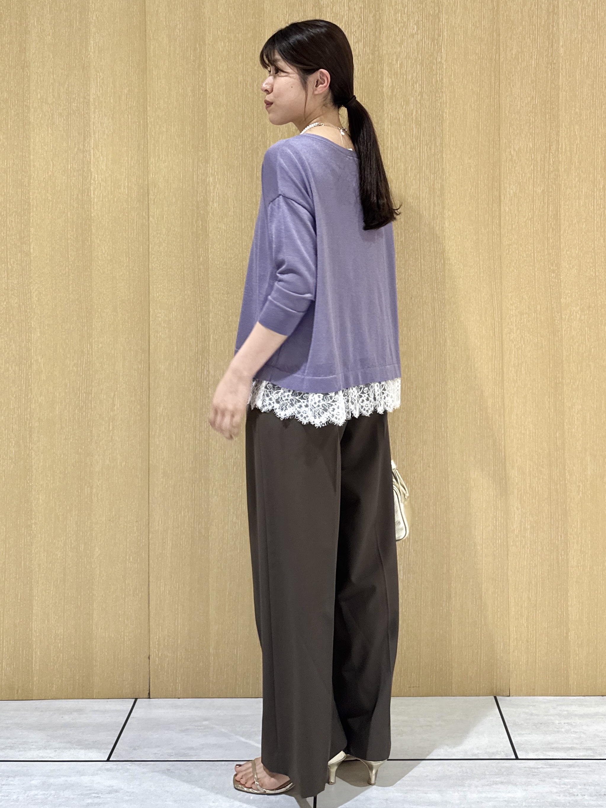 nanaさんの「UNTITLED｜【一枚で着映え】レースドッキングニットプルオーバー」を使ったコーディネート